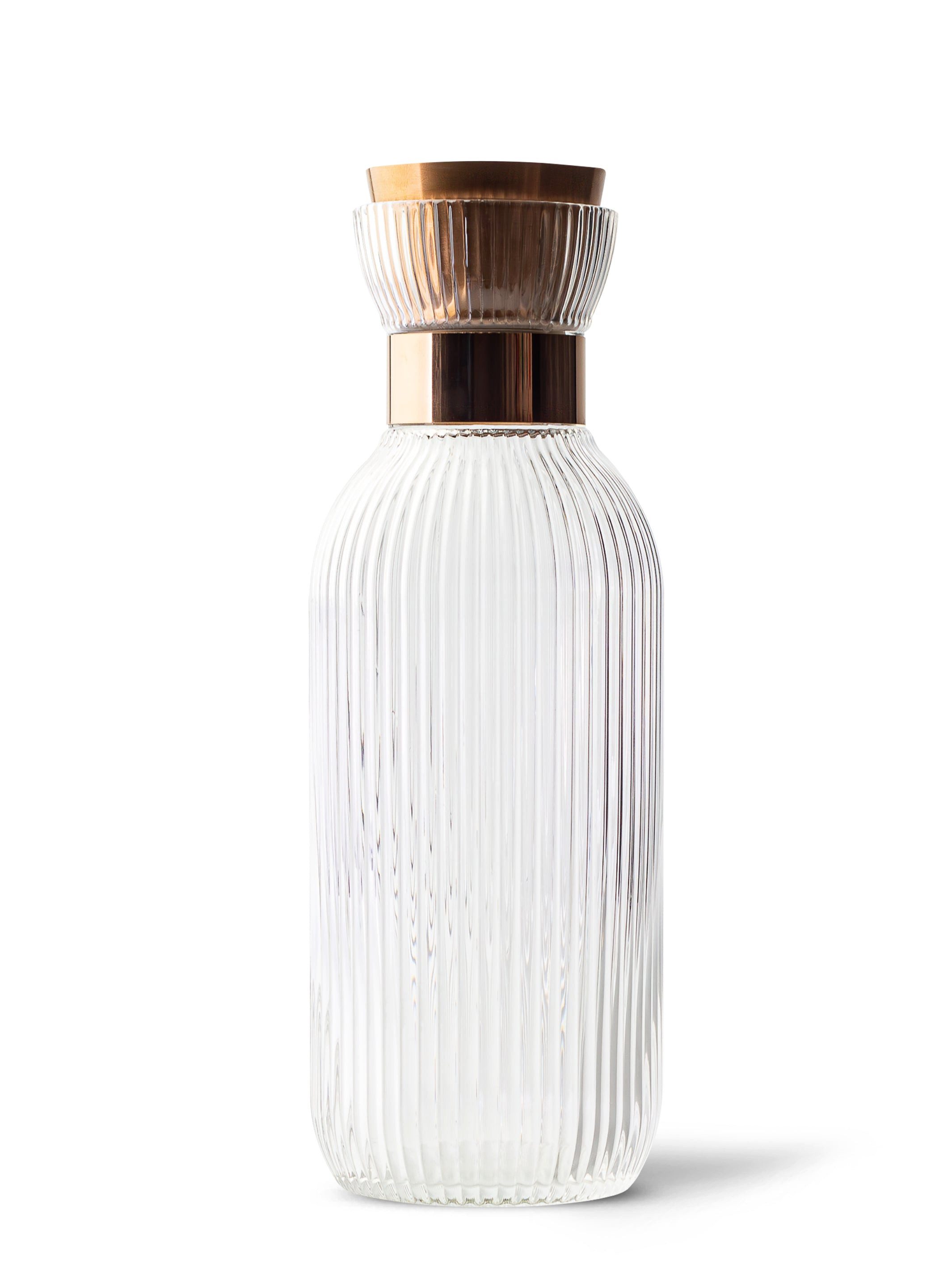 MAMEIDO Wasserkaraffe, aus mundgeblasenem Kristallglas mit edlem Ausgießer in 1 l und 1,5 l