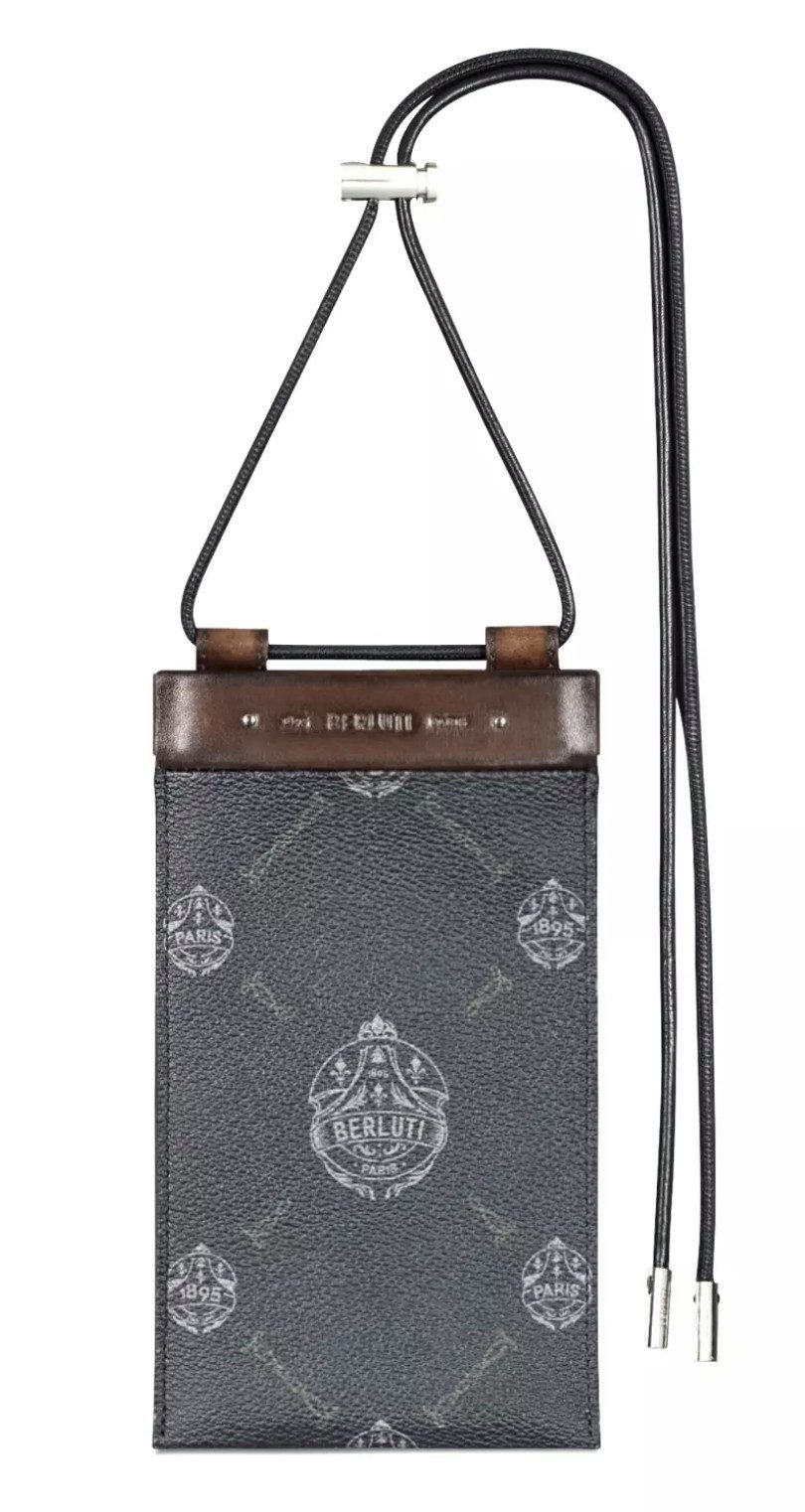 Berluti Messenger Bag Signature Circuit Venezia Crest Logo Print Virée Phone Pouch Tasche, Signature Virée Canvas, Venezia-Leder (Kalbsleder)