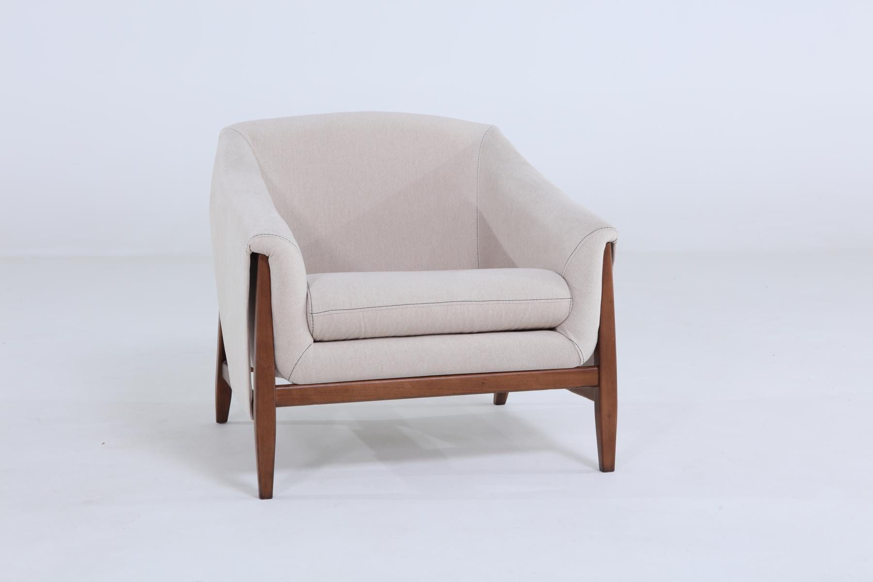 JVmoebel Ohrensessel Moderner Stoffsessel in Weiß mit Holzfüßen und bequemer Polsterung (Packung, 1-St., 1x Sessel), Made in Europa