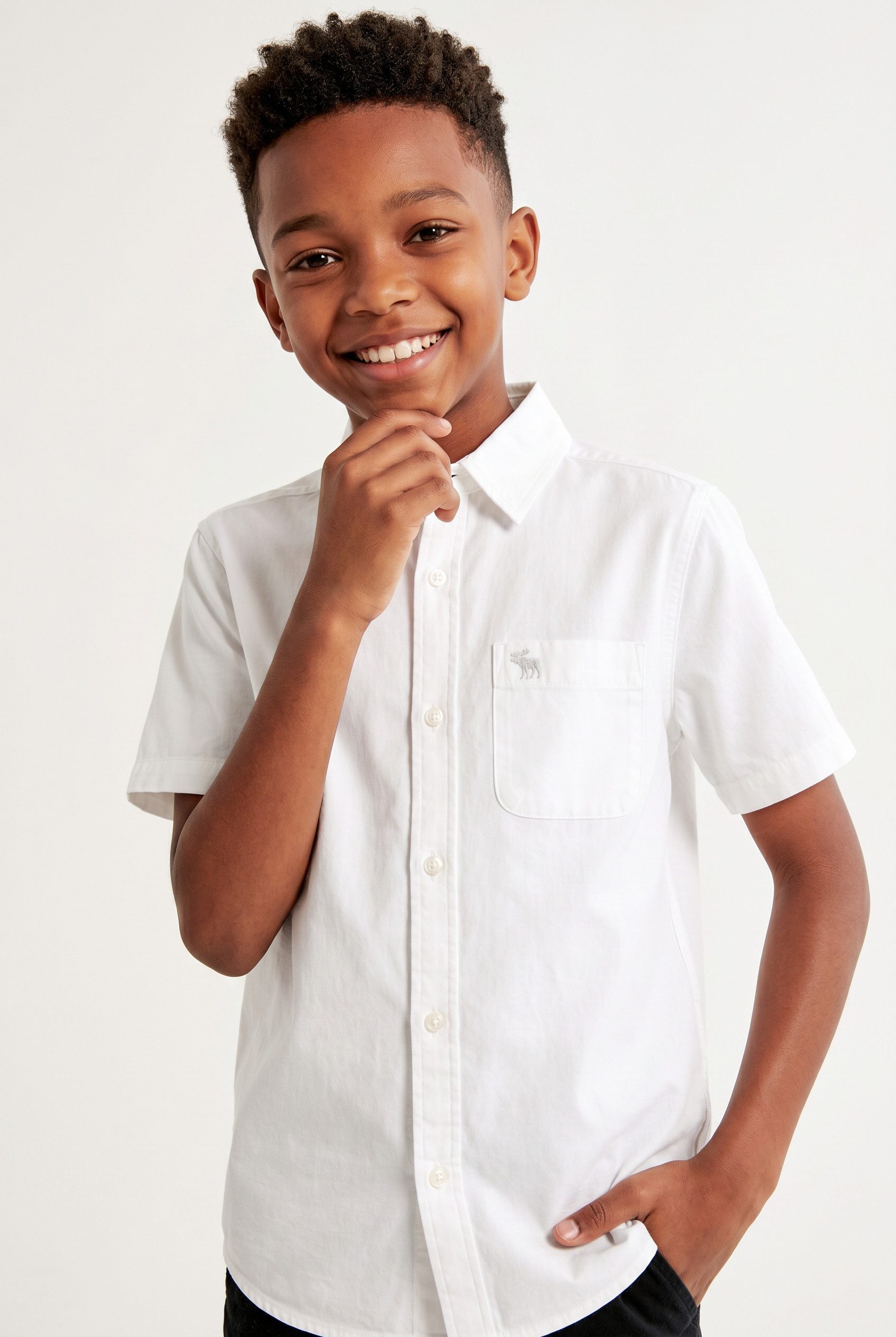 Abercrombie Kids Kurzarmhemd AFB SHORT SLEEVE ICON SHIRT mit Brusttasche und Logo-Stickerei, for Boys