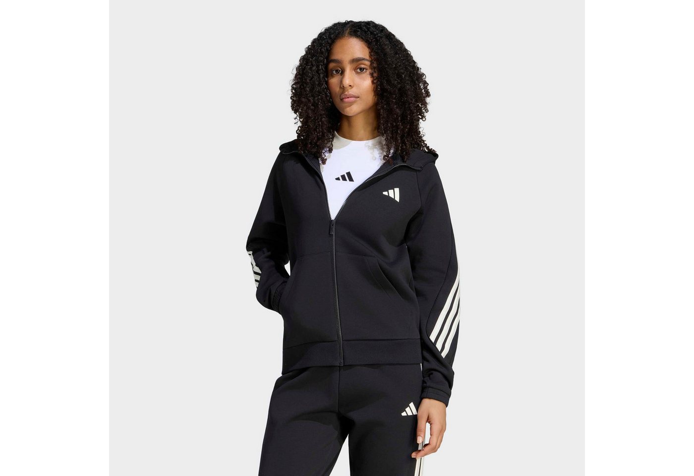 adidas Sportswear Kapuzensweatjacke STADIUM 3-STREIFEN, DURCHGEHENDER REISSVERSCHLUSS mit normaler Länge, aus Baumwolle und Polyester