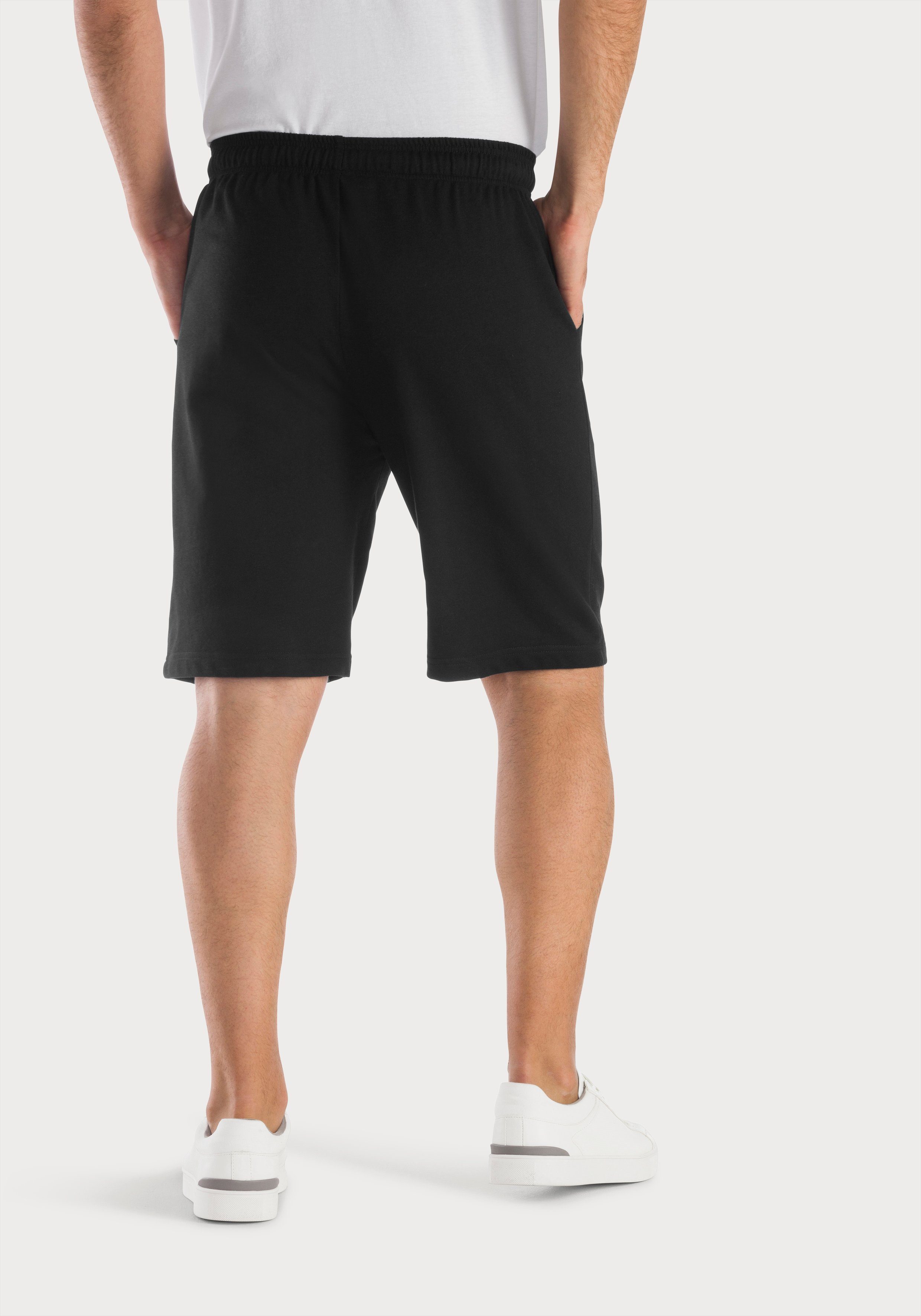 KangaROOS Sweatshorts kurze Jogginghose aus weicher Sweatware mit Kordel