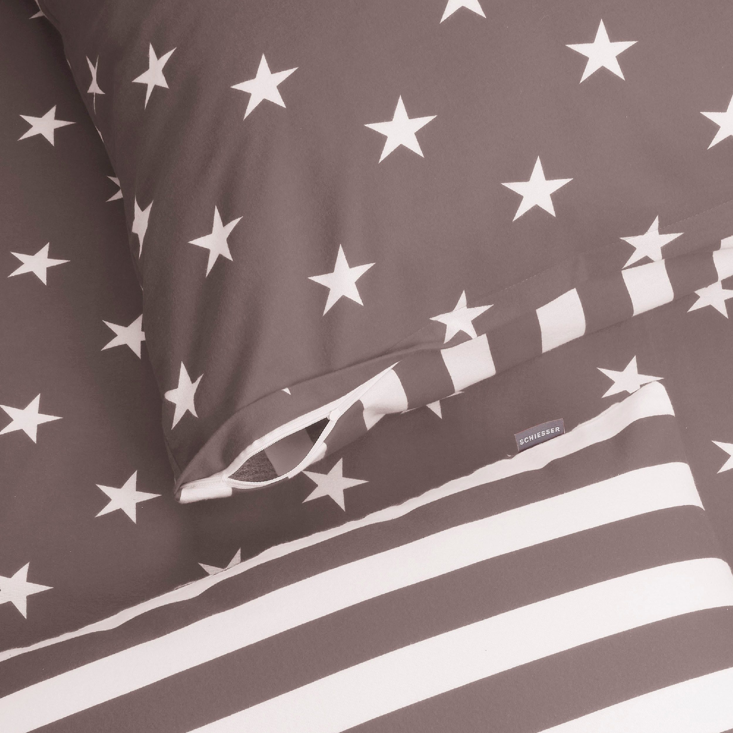 Schiesser Wendebettwäsche Stars & Stripes aus weicher Baumwolle mit Sternenprint, Feinbiber, 2 teilig, MADE IN GREEN by OEKO-TEX®-zertifiziert