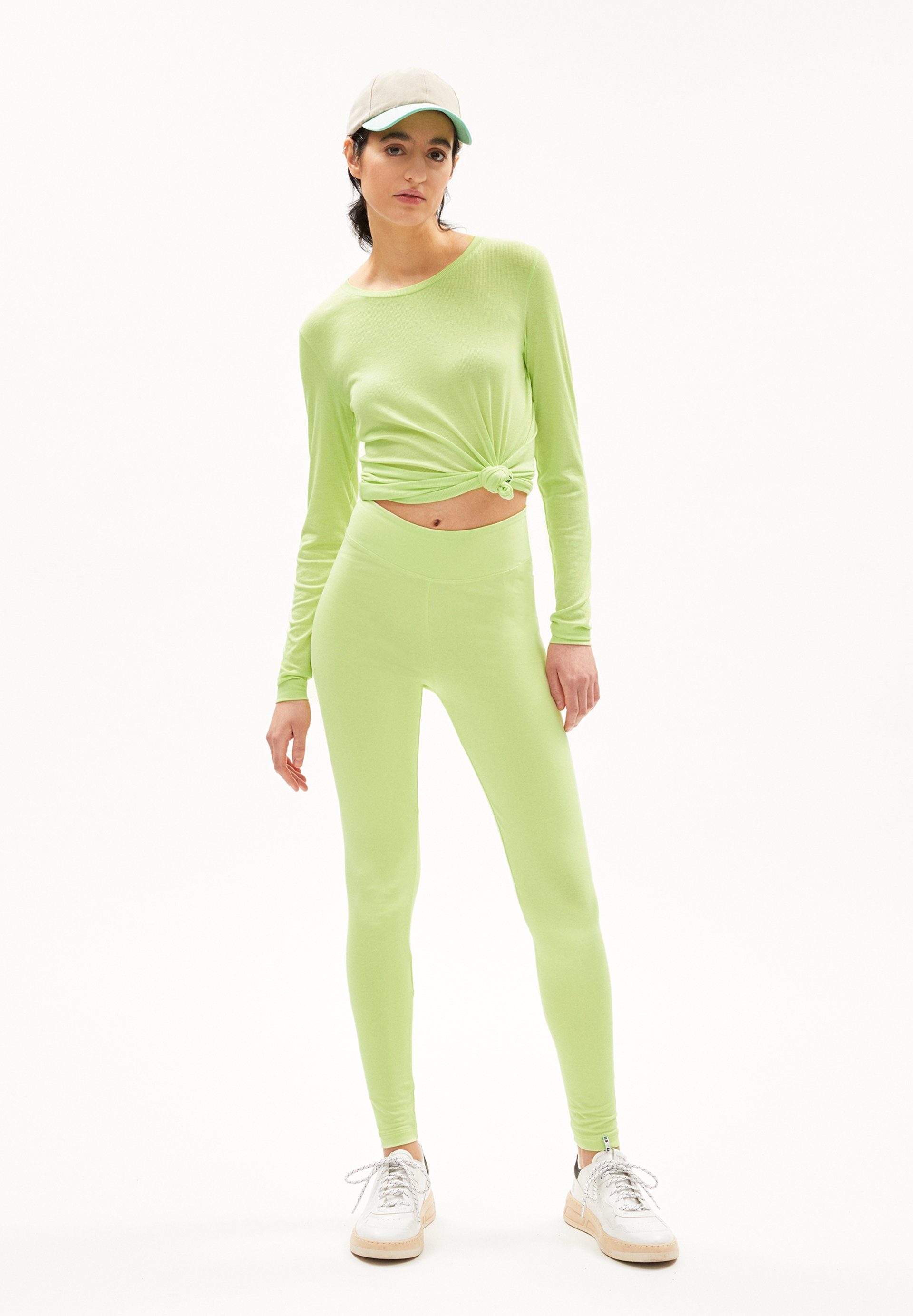 (1-tlg) Keine Details light Mix Armedangels FARIBAA Leggings lime aus Damen LOGO Bio-Baumwoll Stoffhose