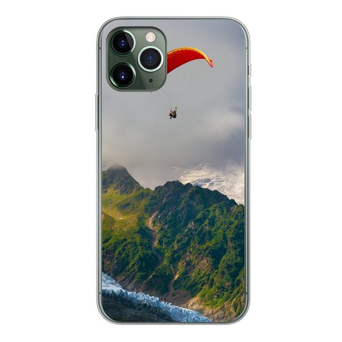MuchoWow Handyhülle Alpen - Gleitschirmfliegen - Schnee Handyhülle Apple iPhone 11 Pro Smartphone-Bumper Print Handy