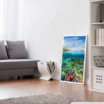 Sinus Art Poster Landschaftsfotografie 60x90cm Poster Buntes Korallenriff mit Vulkan