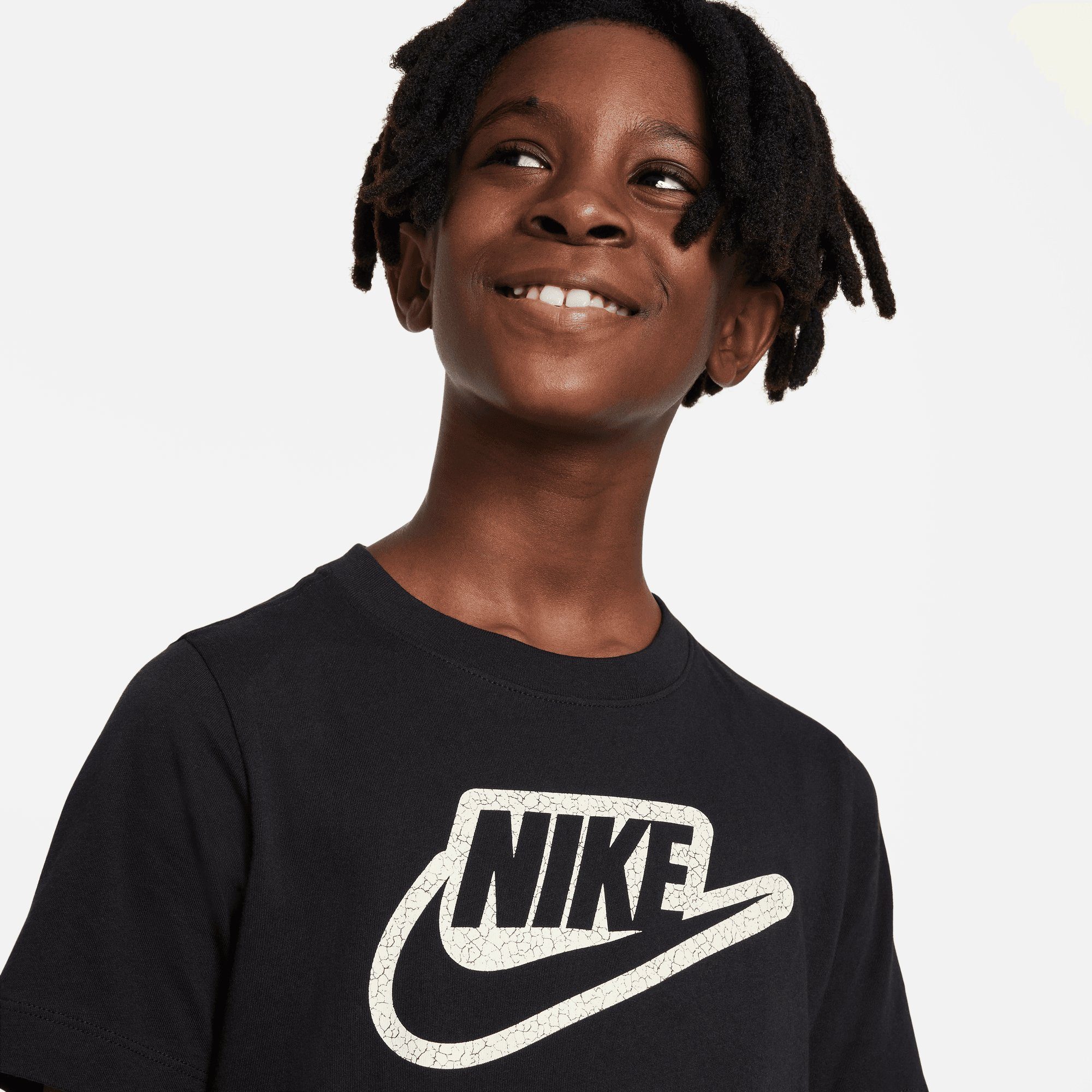 Nike Sportswear Kinder TEE - T-Shirt BLACK K NSW für CLUB