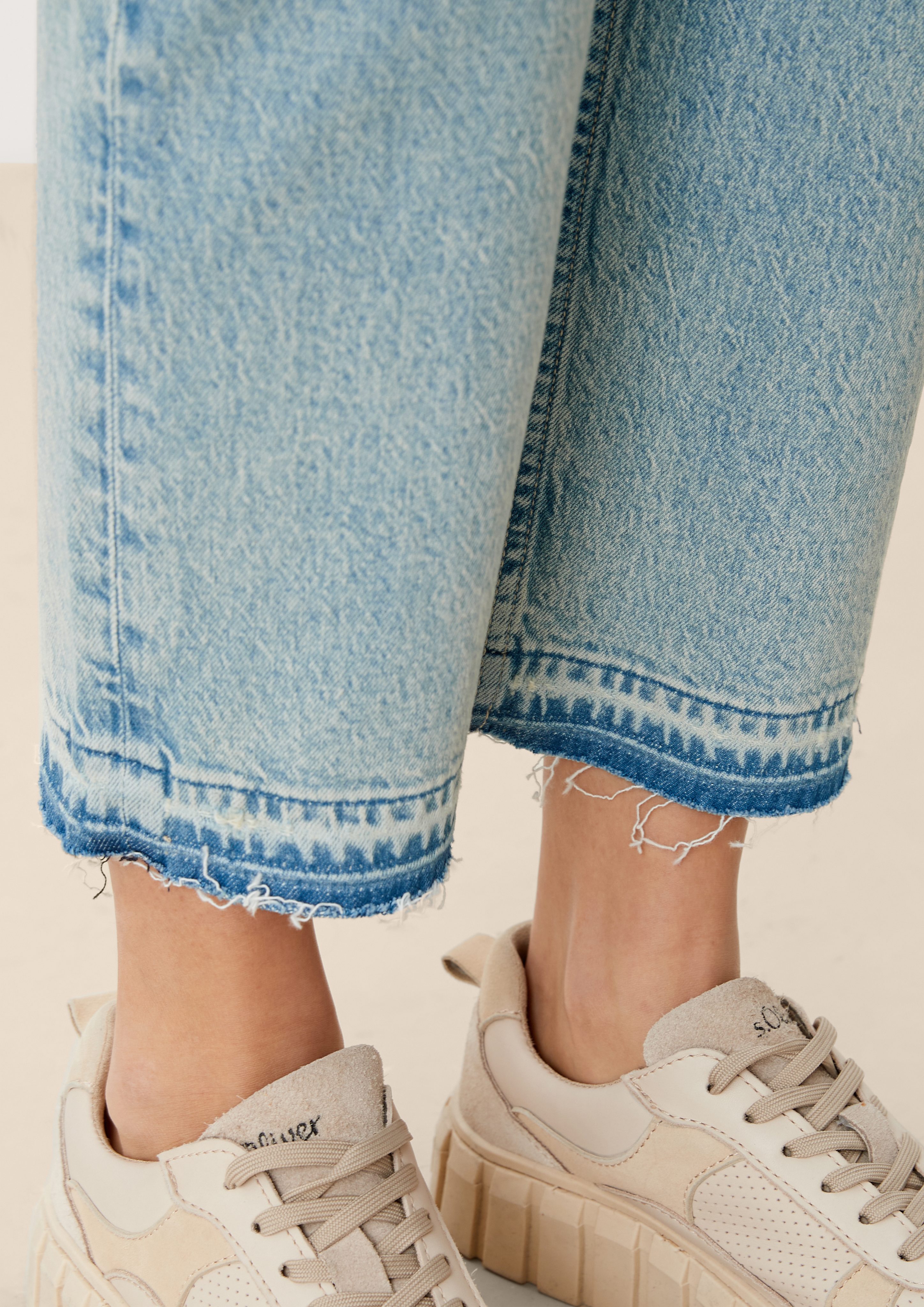 s.Oliver 7/8-Jeans Waschung blue Regular: Jeans Cropped powder