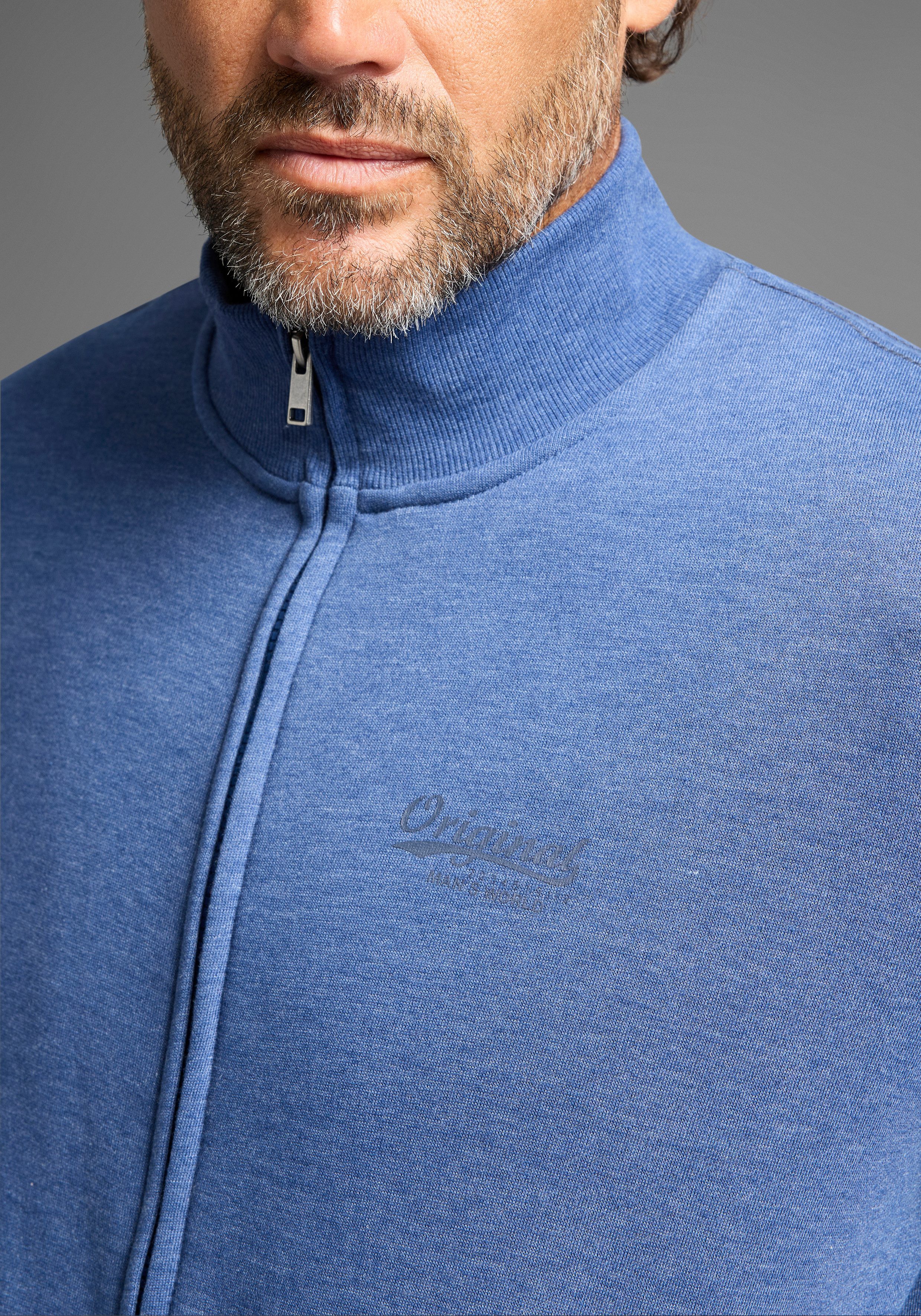 Man's World Sweatjacke Stehkragen und dezentem Logodruck