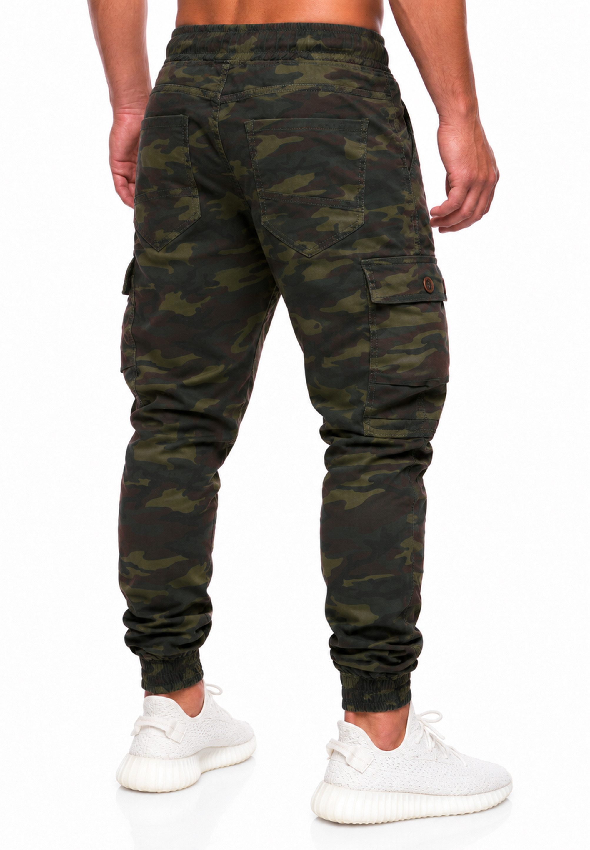 behype Cargohose als Stoffhose mit Stretch Chino Cargo Hose mit Tarnmuster für Herren – Bild 4 von 4