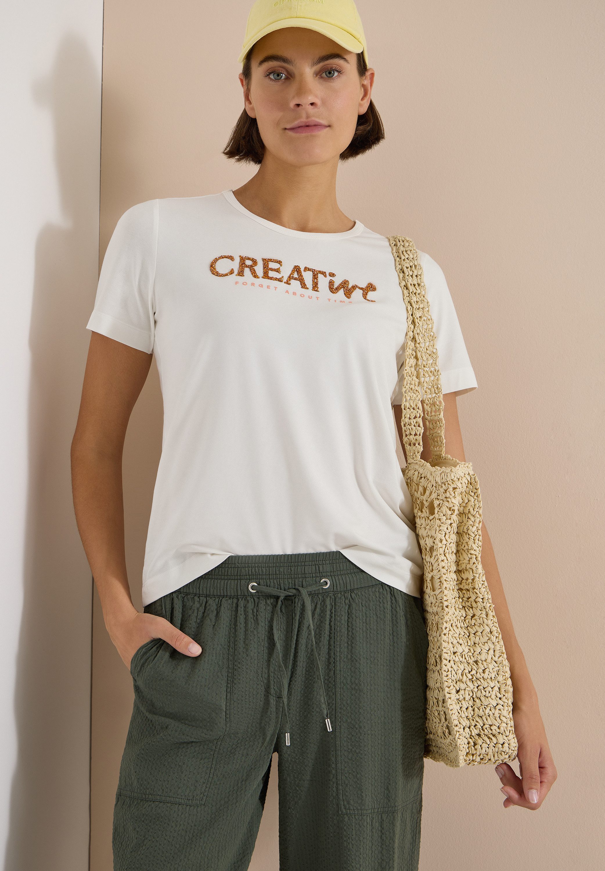 CECIL Print-Shirt Sommershirt mit Rundhals und Glitzer-Wording – Bild 4 von 5