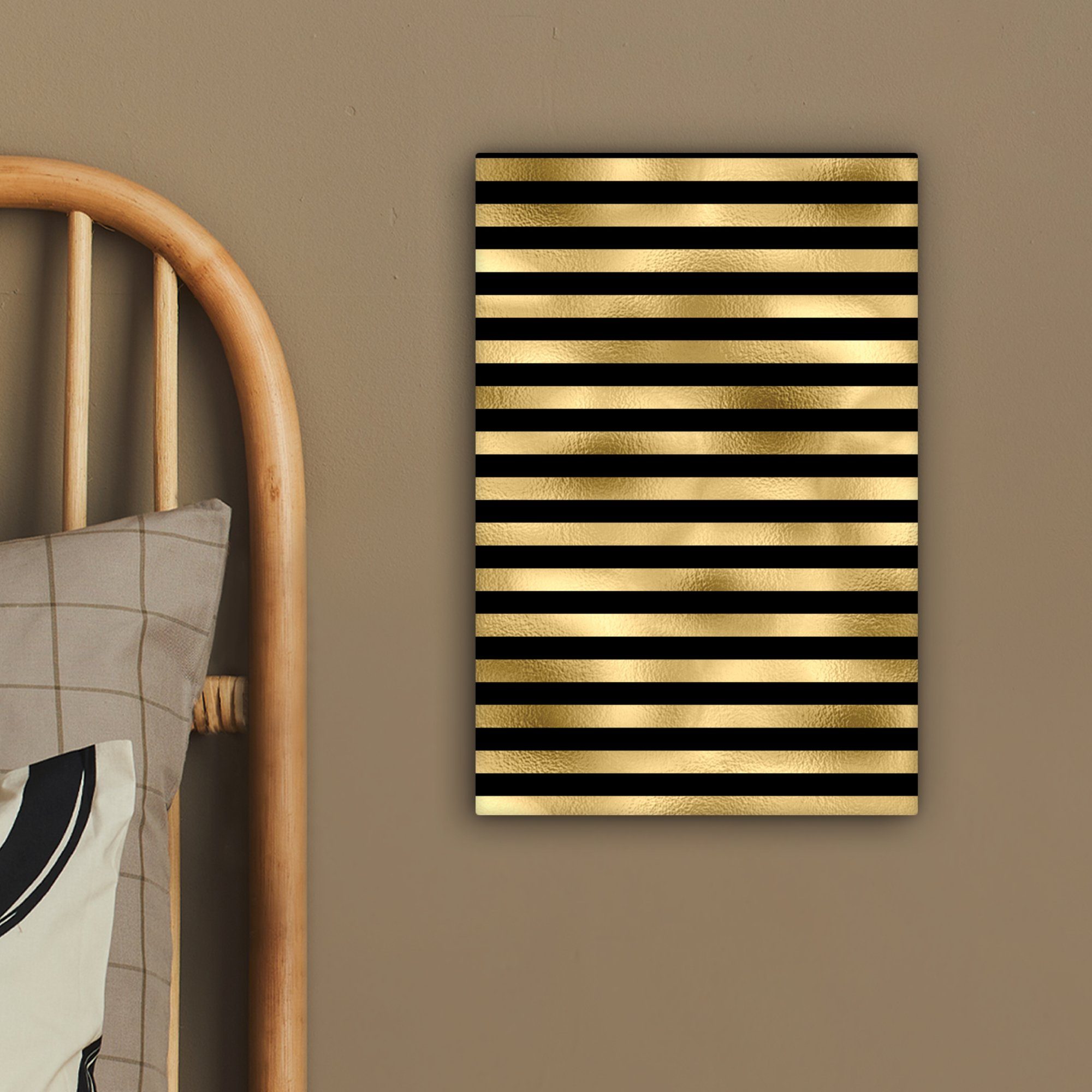 OneMillionCanvasses® Leinwandbild - fertig Gold, Zackenaufhänger, inkl. cm 20x30 - St), (1 Gemälde, bespannt Muster Streifen Leinwandbild