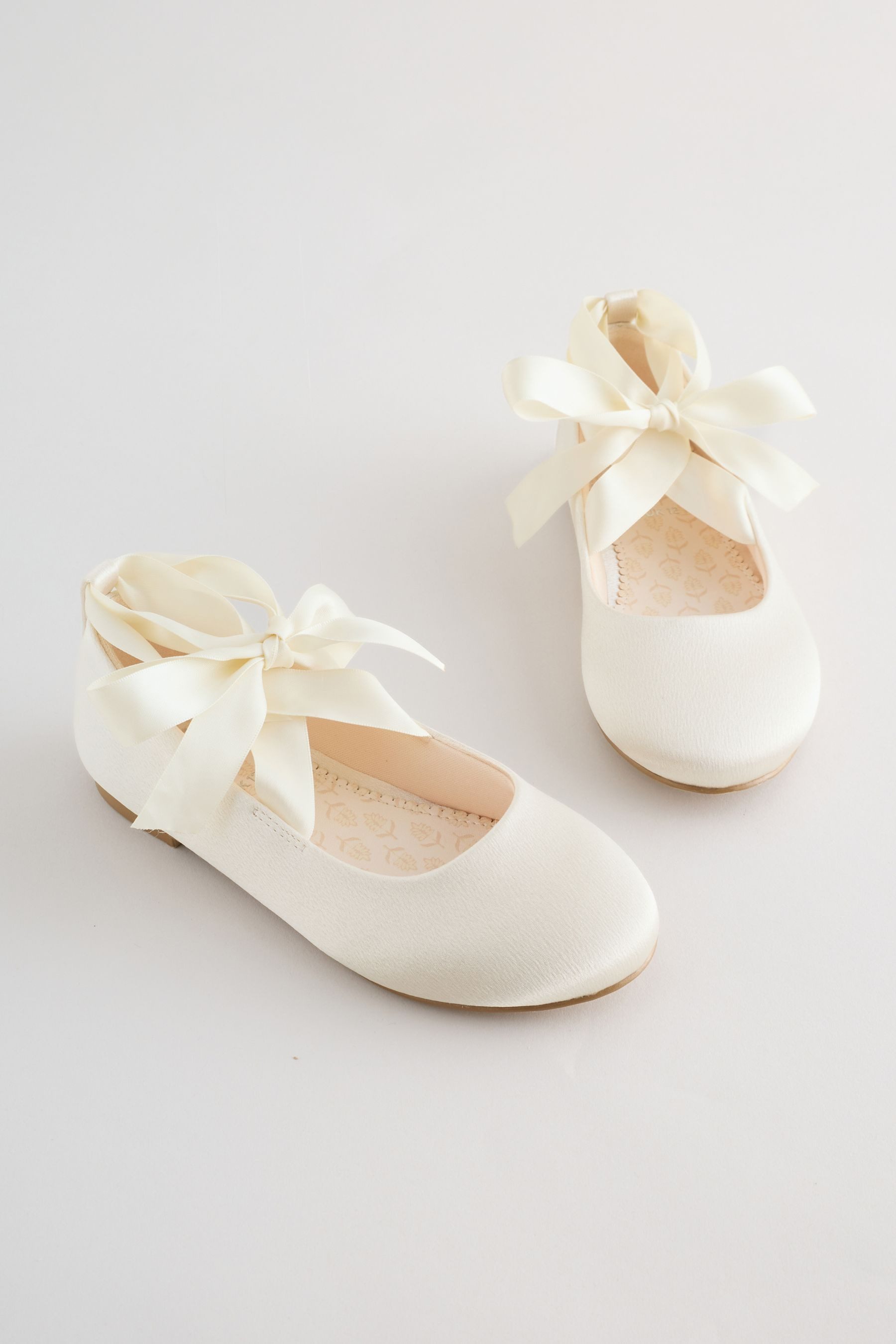 Next Festliche Ballerinas mit Bindedetail Ballerina (1-tlg)