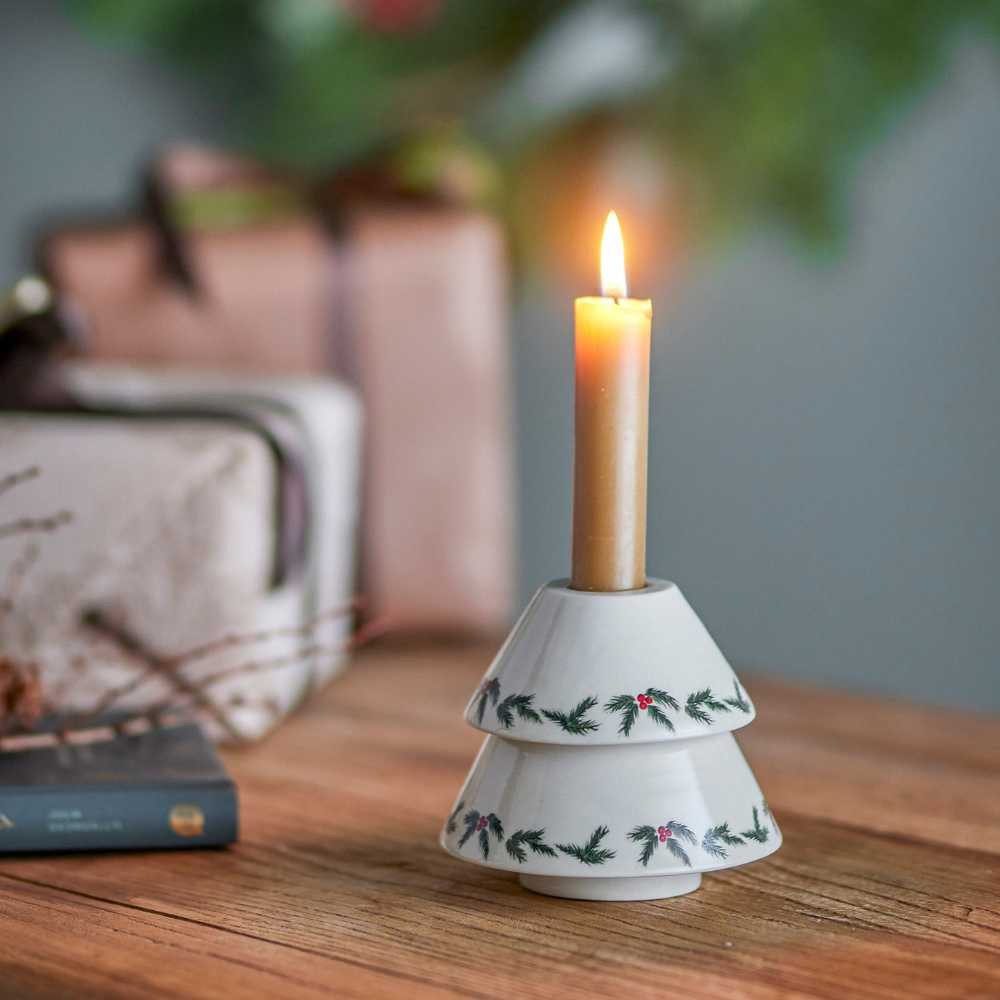 Bloomingville Kerzenhalter Bloomingville Kerzenhalter BERRY Weiß mit Tannen günstig online kaufen