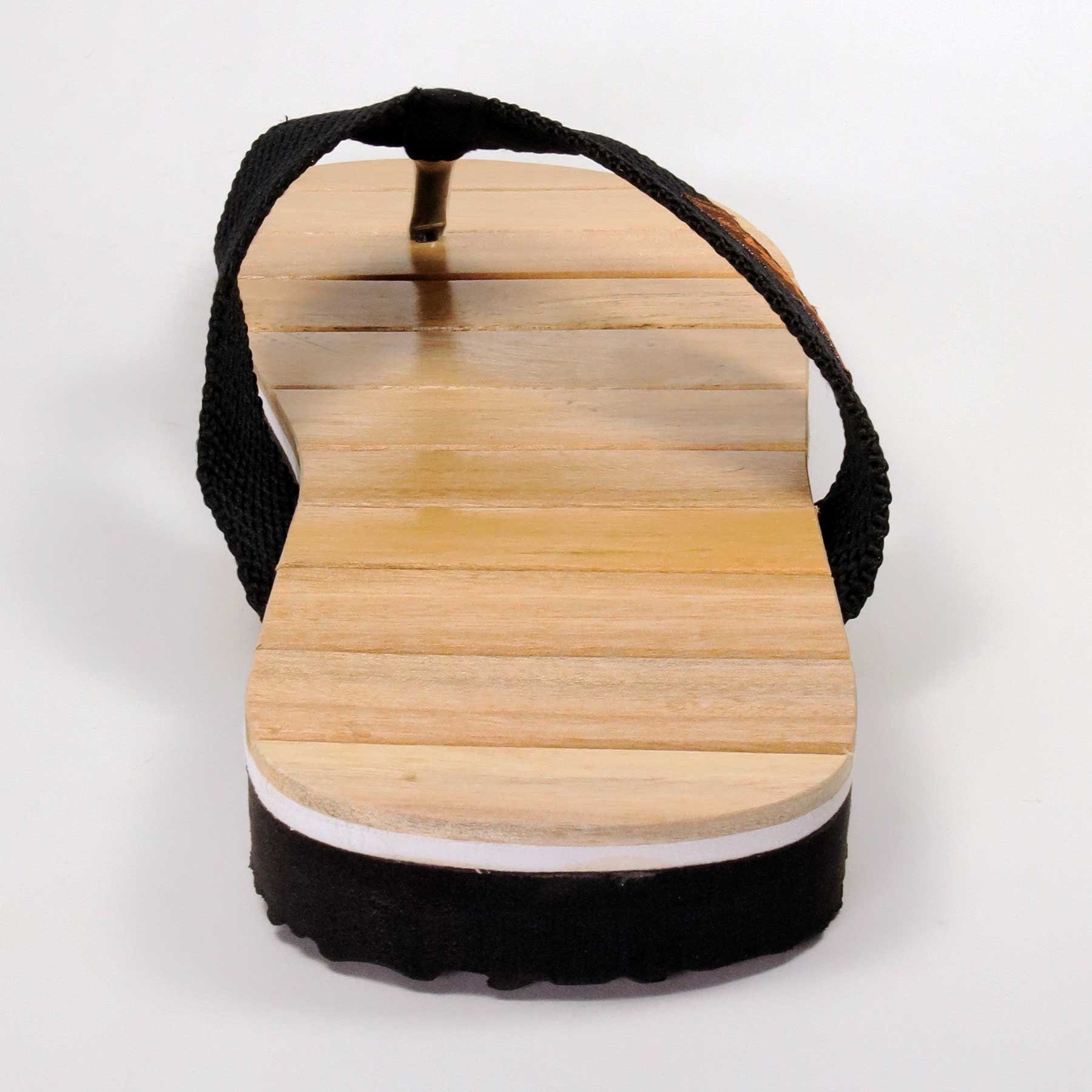 Badepantolette CINNEA aus Zehentrenner Zimtholz, SAUNA gefertigt, von Hand