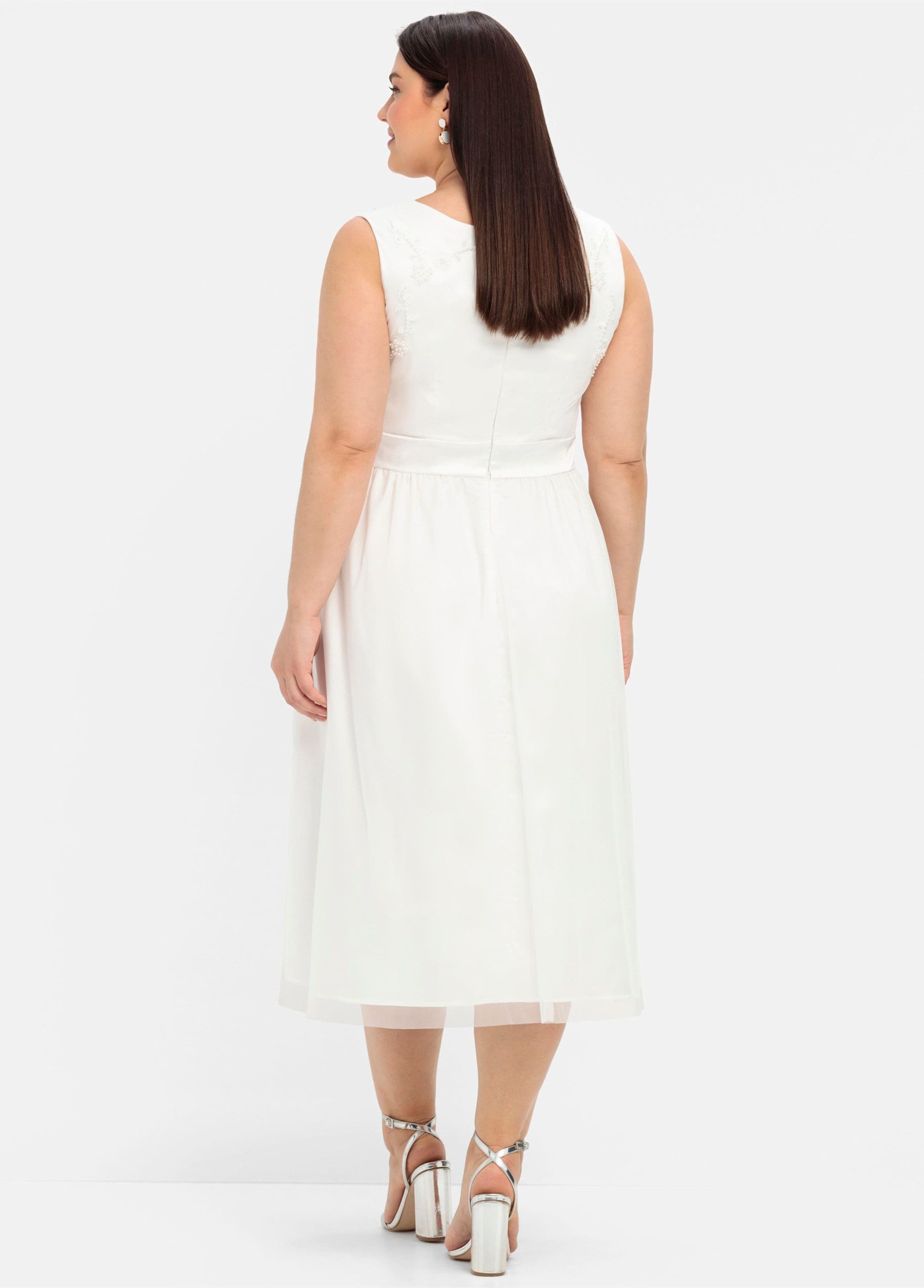 Sheego Etuikleid Abendkleid Ärmellos mit Stickerei