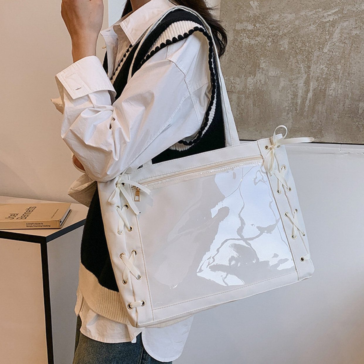 Super Solu Schultertasche Tote Bag Damen Ita Bag – Transparente Schultertasche Anime Style (SS-Ita-Weiß, 1-tlg., 40x10x39cm L*T*H), Shopper, Leichte Umhängetasche, Handtasche