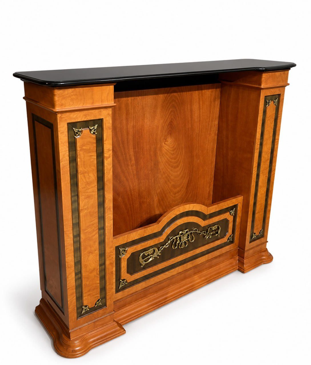 JVmoebel Dekokamin Klassisch Eleganter Holzstil mit Ornamenten und Schwarz Sofort, Mit Steinplatte Imitation Granit