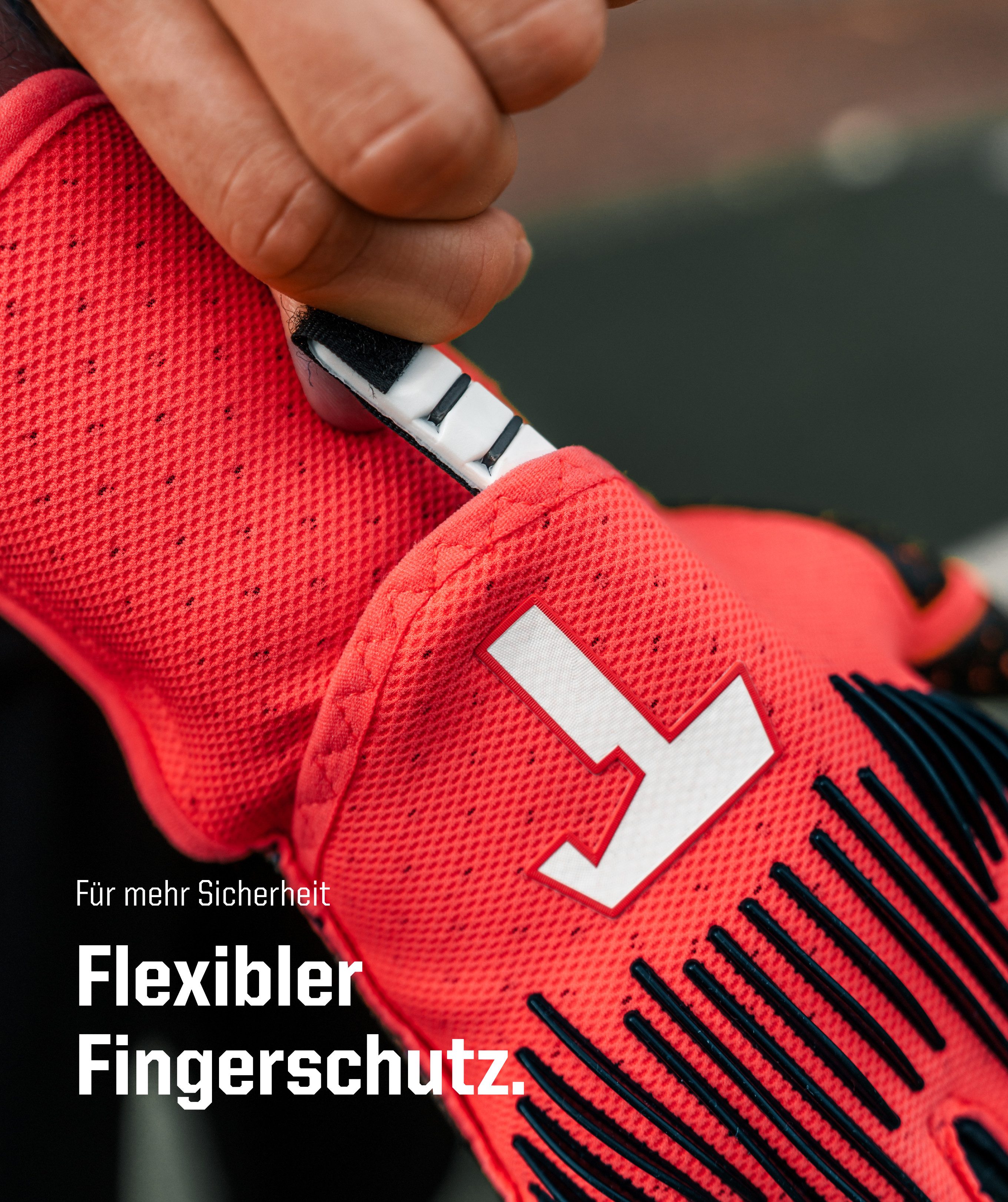 T1TAN Torwarthandschuhe Erwachsene, Fingerschutz, REBEL Solar Red, Gr. 6-11