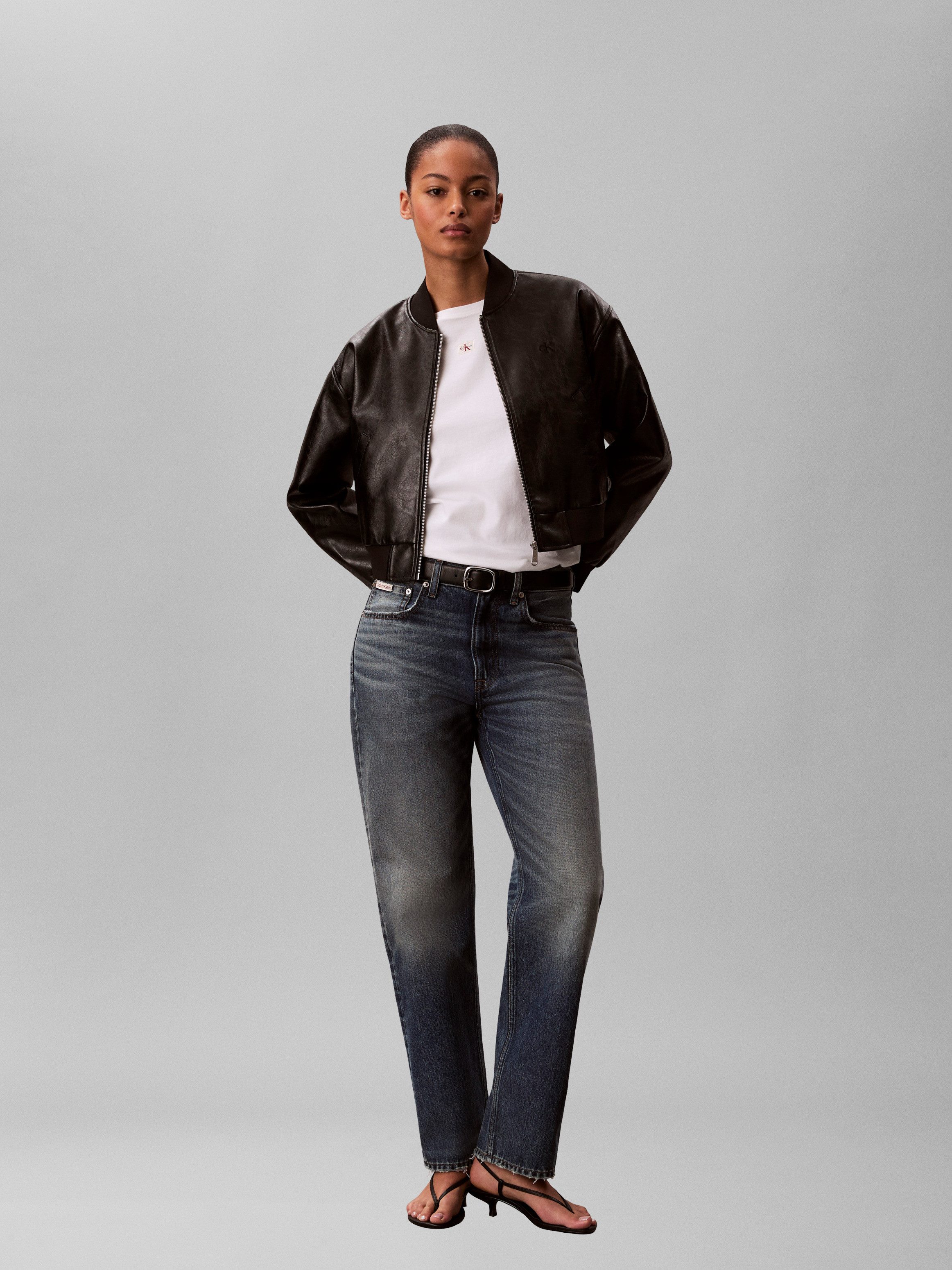 Calvin Klein Jeans T-Shirt Regular fit mit Rundhalsausschnitt – Bild 5 von 5