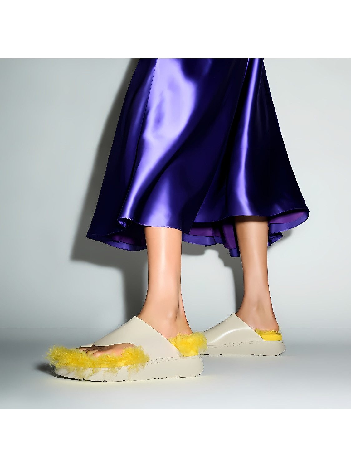 Fitflop Gen-FF X Roksanda Cut-Out Leather Slides Sandale