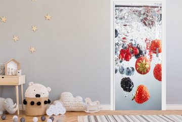 MuchoWow Türtapete Rot - Obst - Wasser, Matt, bedruckt, (1 St), Fototapete für Tür, Türaufkleber, 75x205 cm