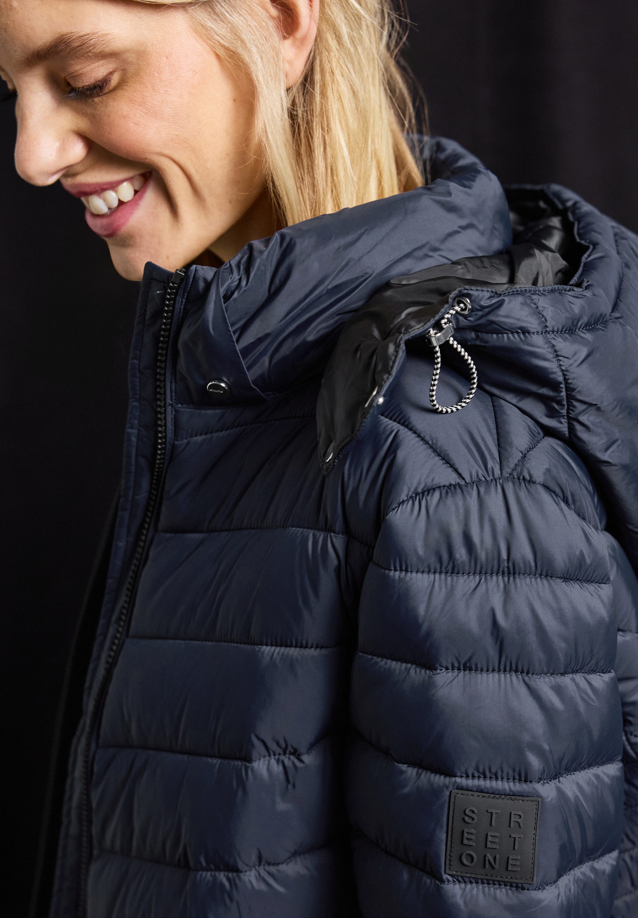 STREET ONE Steppjacke mit Kapuze mit Gummizug