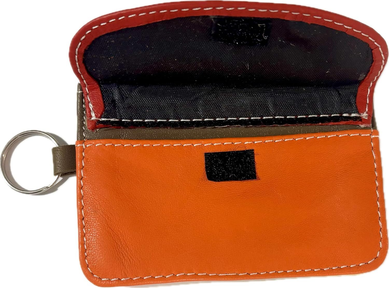 LK Trend & Style Mini Geldbörse Upcycled Leder-Geldbörse dreifarbig (mit Zwei Reißverschlüssen + Klettverschluss, Schlüsselring, 11 x 8 x 1 cm, Vorderseite Rottöne, Rückseite Brauntöne), aus Lederresten in Handarbeit hergestellt