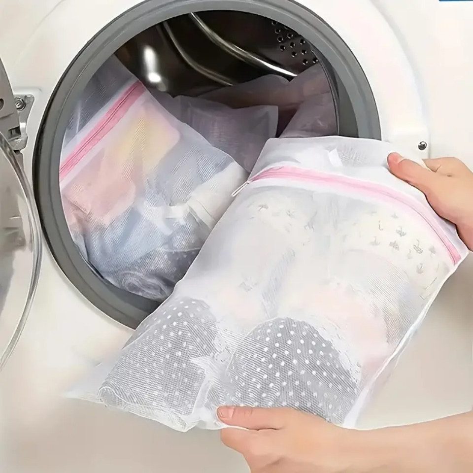 Montegoni Wäschenetz 4 teiliges Wäschenetz Set für Waschmaschine und Reiseaufbewahrung, Schützt empfindliche Kleidung beim Waschen durch dickes Mesh Material