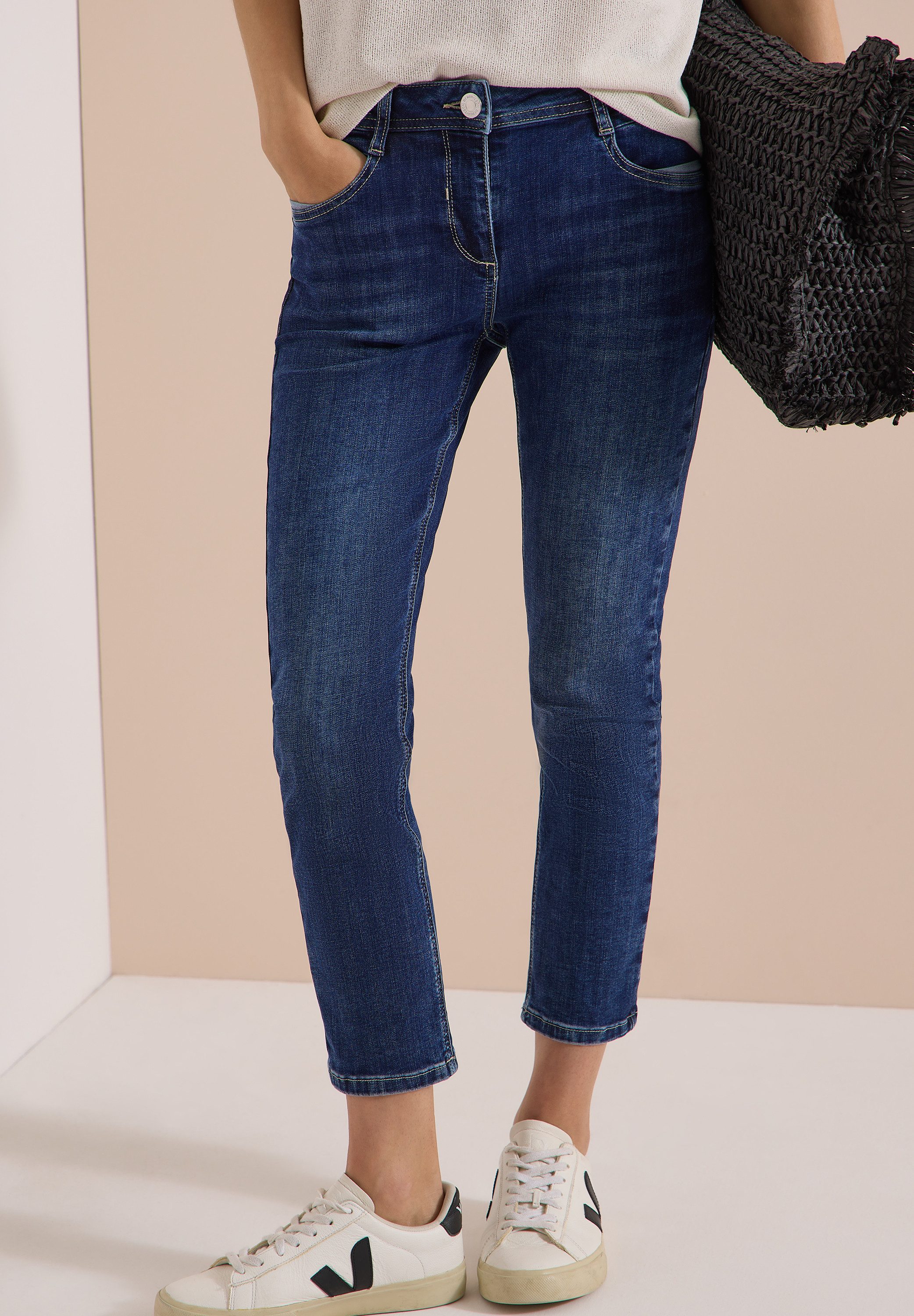 CECIL Slim-fit-Jeans Style Scarlett mit Reißverschluss, Stretchanteil, ideal für warme Tage