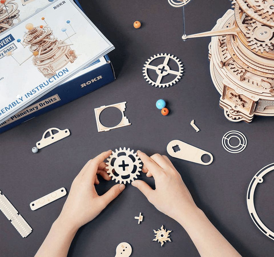 Robotime Modellbausatz Robotime Mechanisches Sonnensystem Mechanisches Holzpuzzle, (316-tlg)