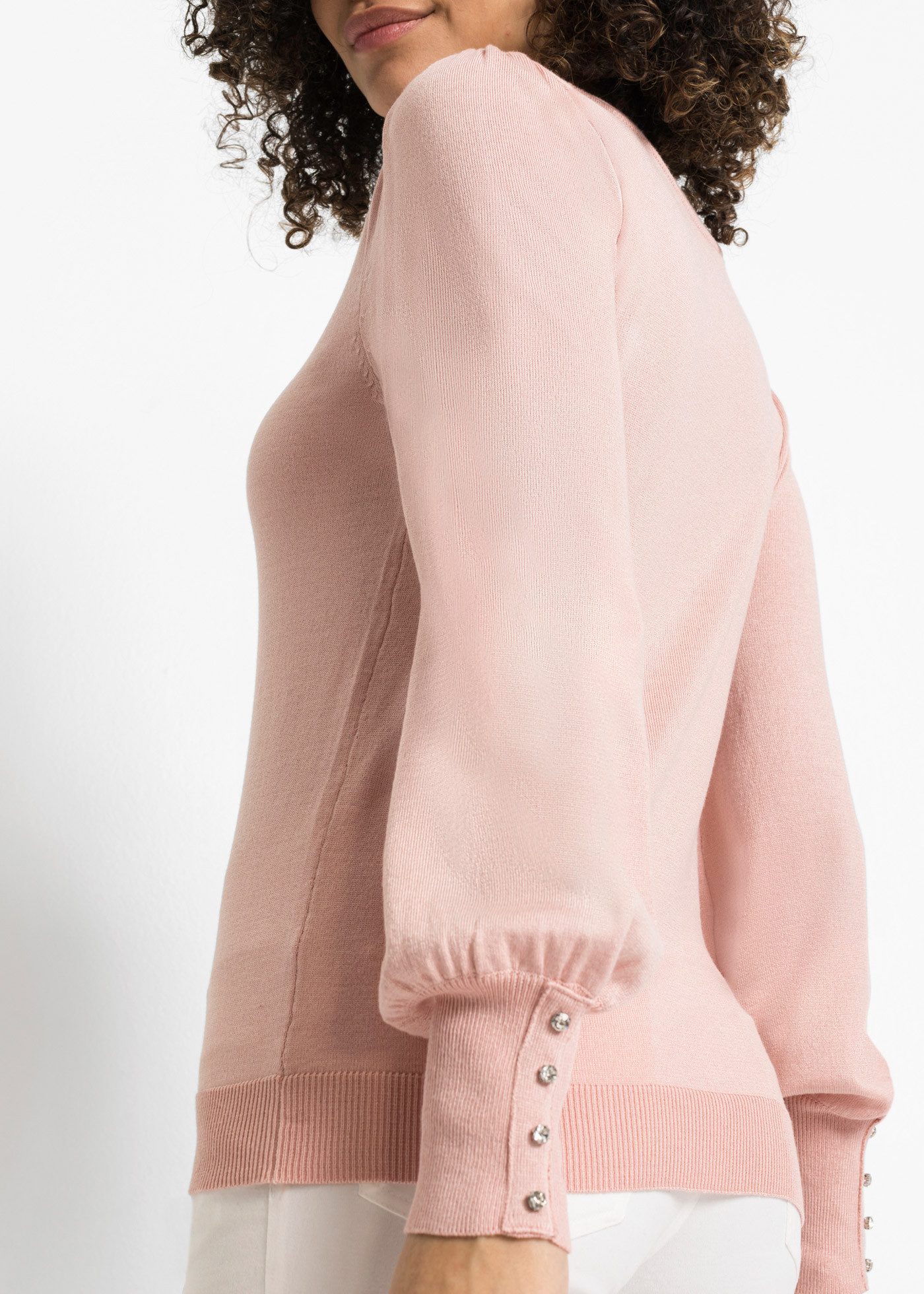 bonprix Strickpullover aus Viskose-Mix, mit V-Ausschnitt, Ballonärmel mit Zierknöpfen