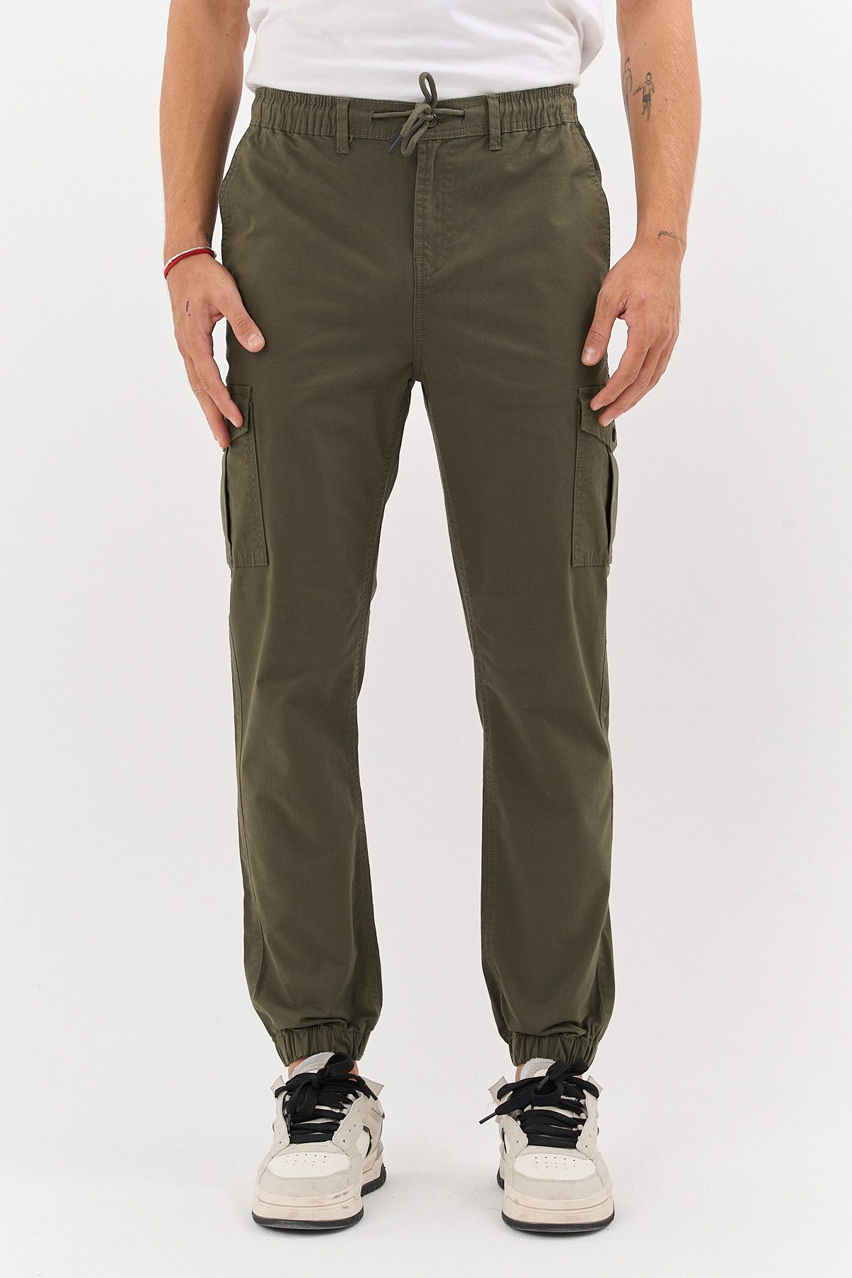 COMEOR Cargohose Herren Stretch Relaxed Fit mit 6 Taschen und Kordelzug Elastischer Beinabschluss, Kordelzug am Bund, Hoher Tragekomfort