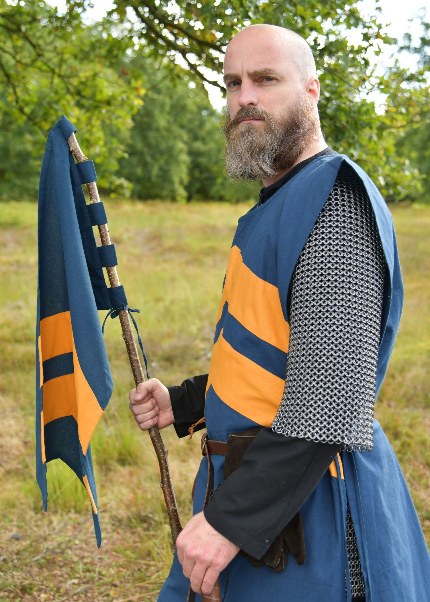 Battle Merchant Wikinger-Kostüm Mittelalter Wappenrock mit Streifen, blau - gelb