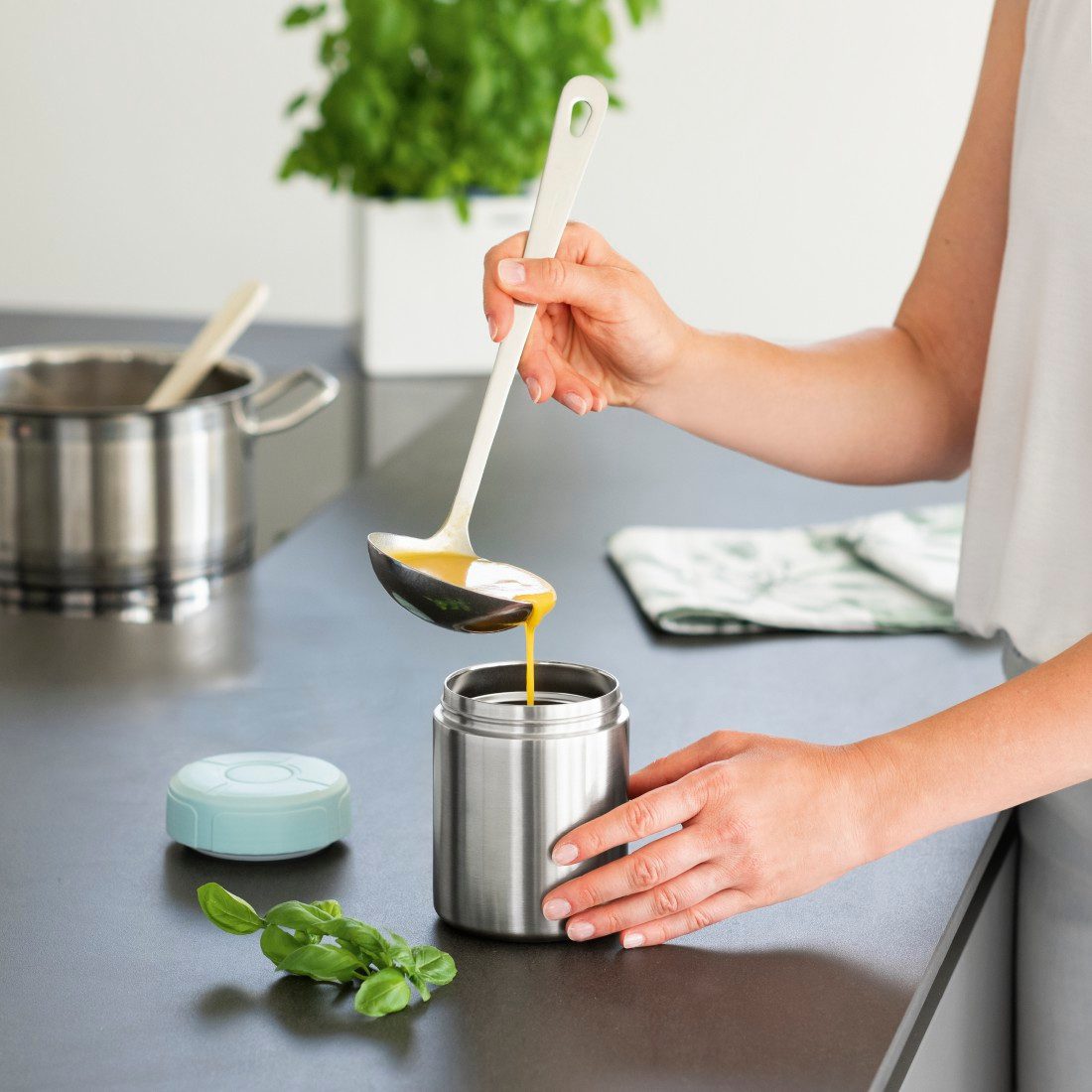 Xavax Thermobehälter Thermobecher Suppenbehälter 500 ml (auslaufsicher, doppelwandig), Edelstahl, (2-tlg), Mehrweg, leichtgewicht To-Go-Becher