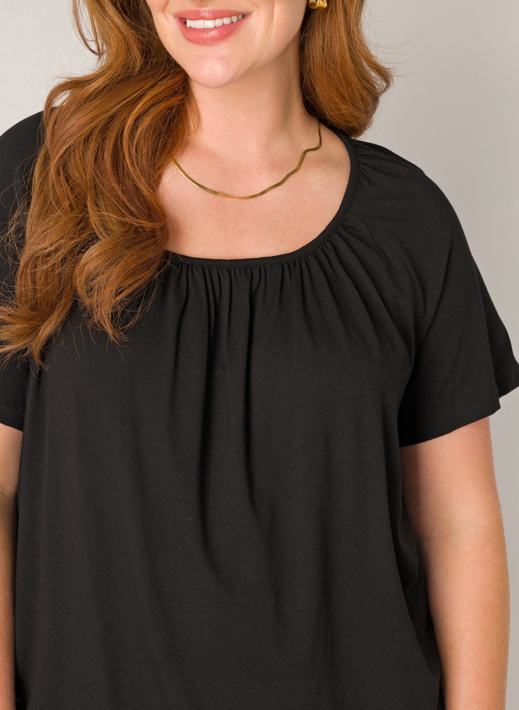 Base Level Curvy Ballonshirt Yoni mit gerafftem Rundhalsausschnitt