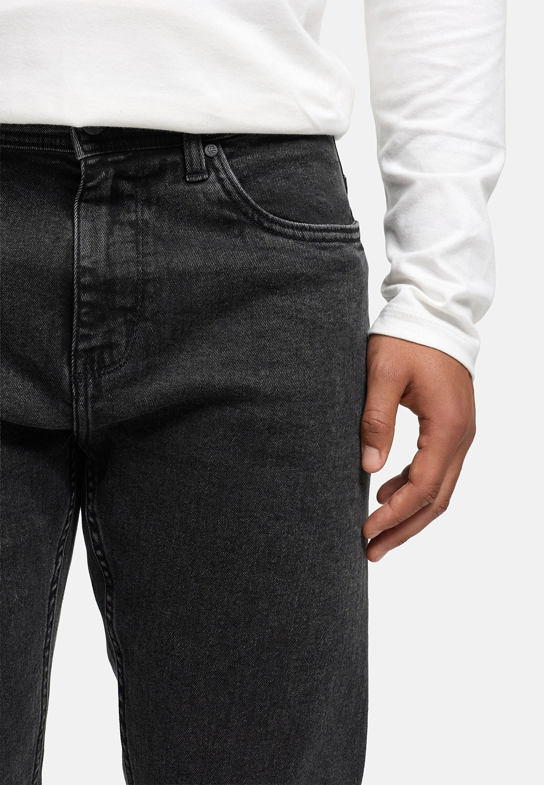 Indicode Regular-fit-Jeans Herren INValoy Jeanshose mit Stretch aus Baumwolle Bequeme Jeanshose in Regular Fit mit Stretch-Anteil für hohen Komfort