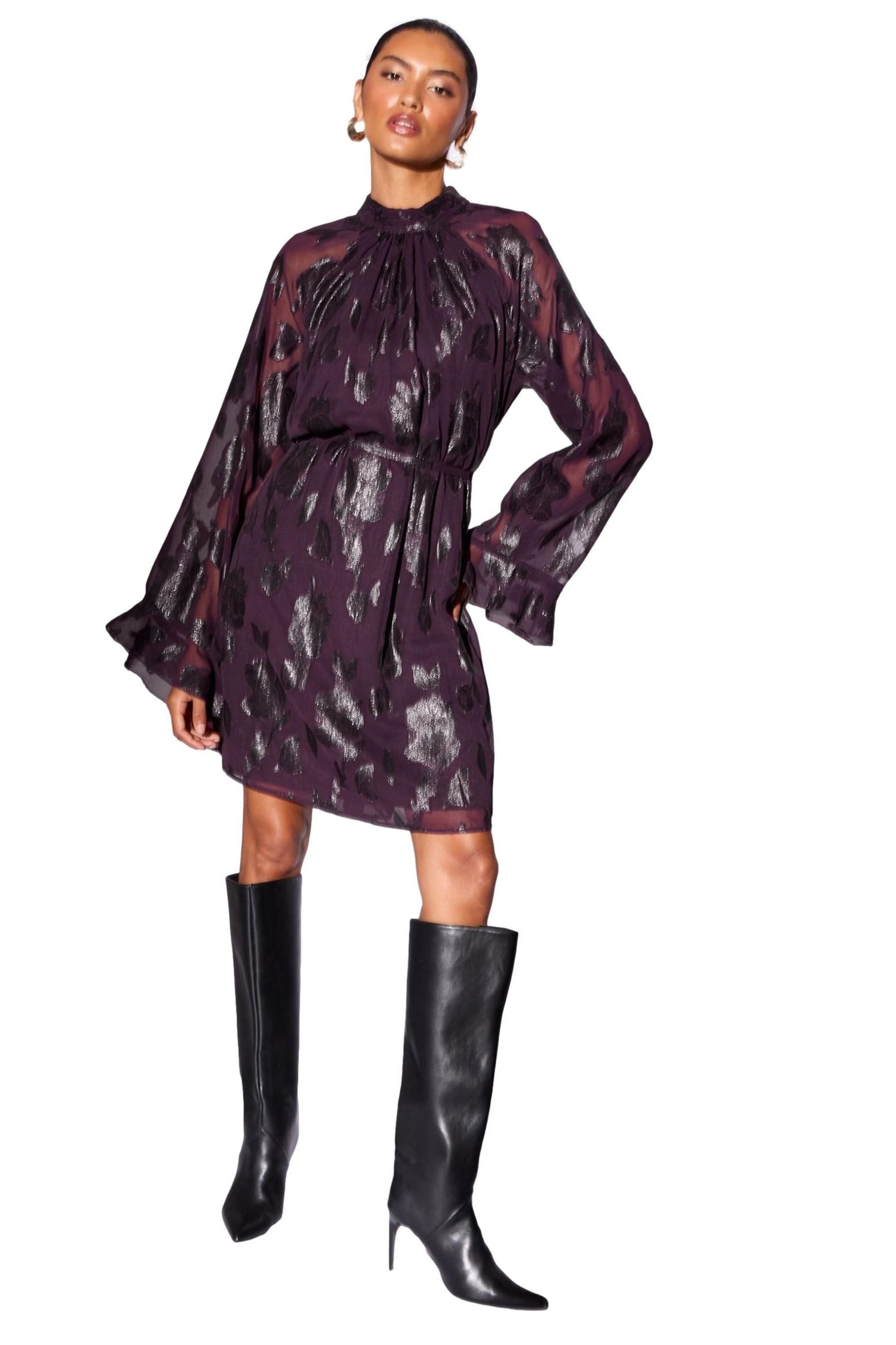 LIPSY Minikleid Lipsy Hochgeschlossenes Langarm-Minikleid, Regular (1-tlg)