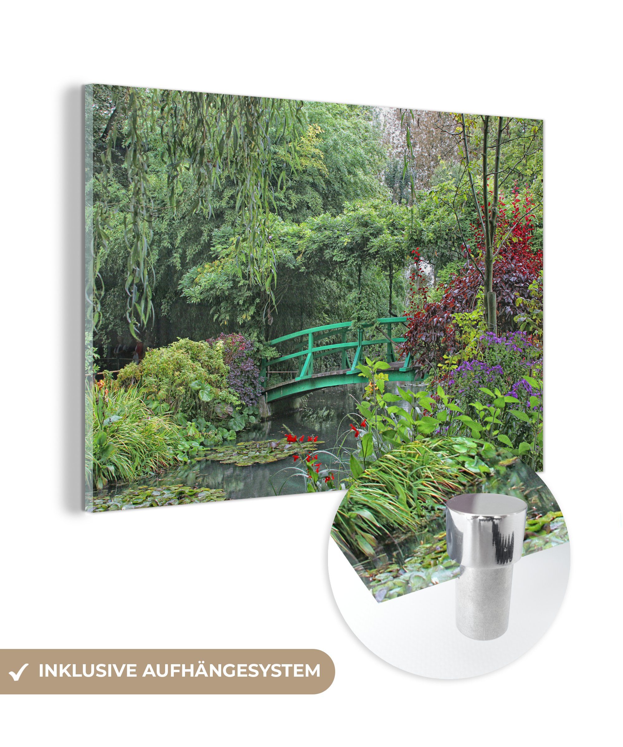MuchoWow Acrylglasbild Grüne Brücke mit kleinem See im französischen Garten von Monet in, (1 St), Acrylglasbilder Wohnzimmer & Schlafzimmer