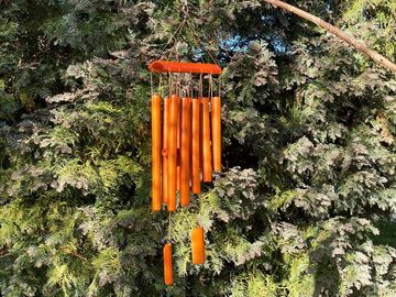 scarlet products Windspiel, Windspiel »Paradise« mit 10 Klangröhren aus Bambus 60 cm Klangspiel Windklangspiel Holz Geschenk Garten Deko Chimes von scarlet play