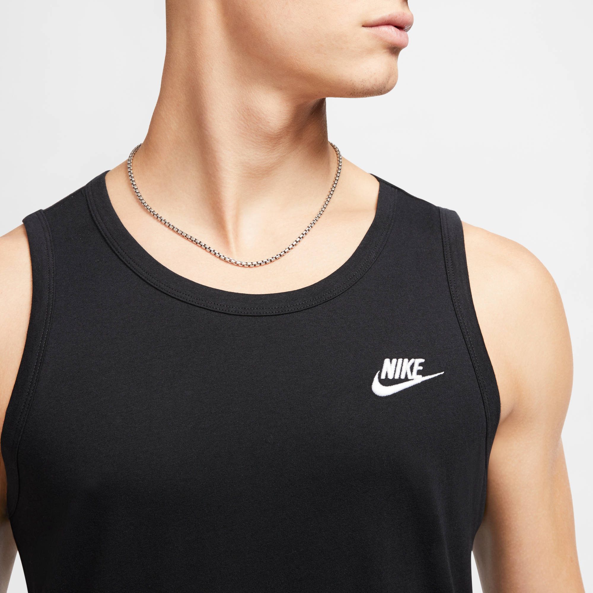Nike Sportswear Tanktop Men's Tank ärmelloses Design, mit Rundhalsausschnitt, aus Baumwoll-Jersey