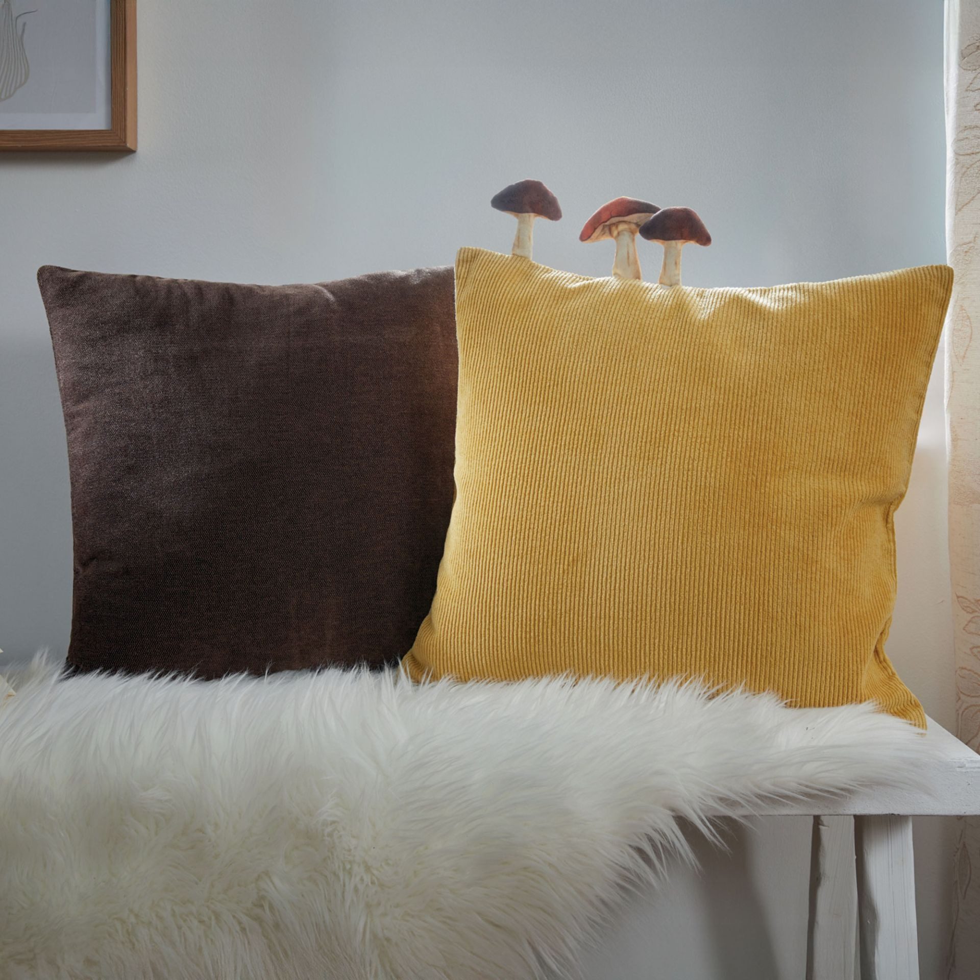 Home-trends24.de Kissenhülle 3-D Kissenhülle Pilze Kissen Bezug Cordoptik Couch Deko
