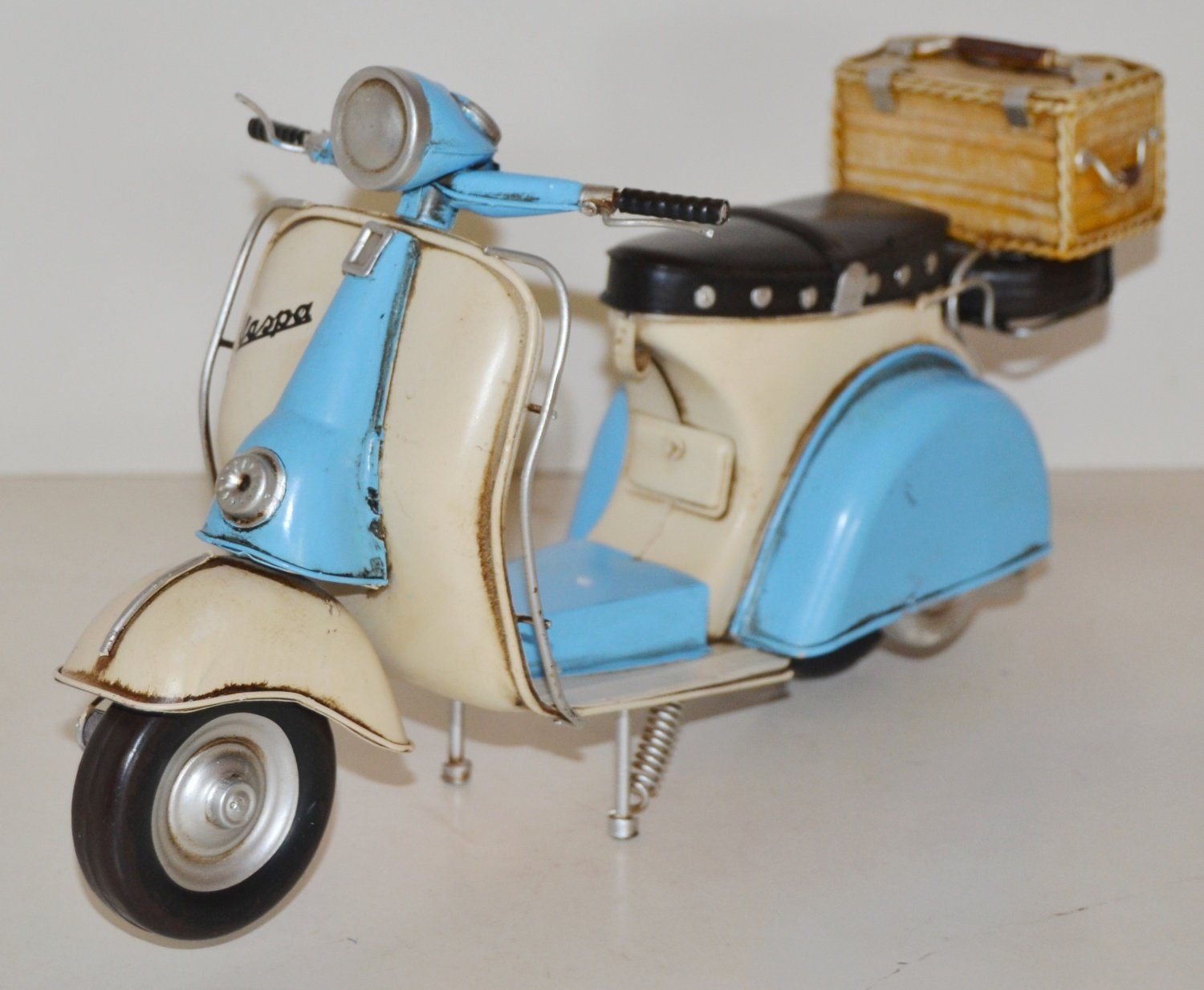 JS GartenDeko Modellmotorrad Blechmodell Roller Oldtimer Marke Vespa Modell  Motorroller L 33 cm
