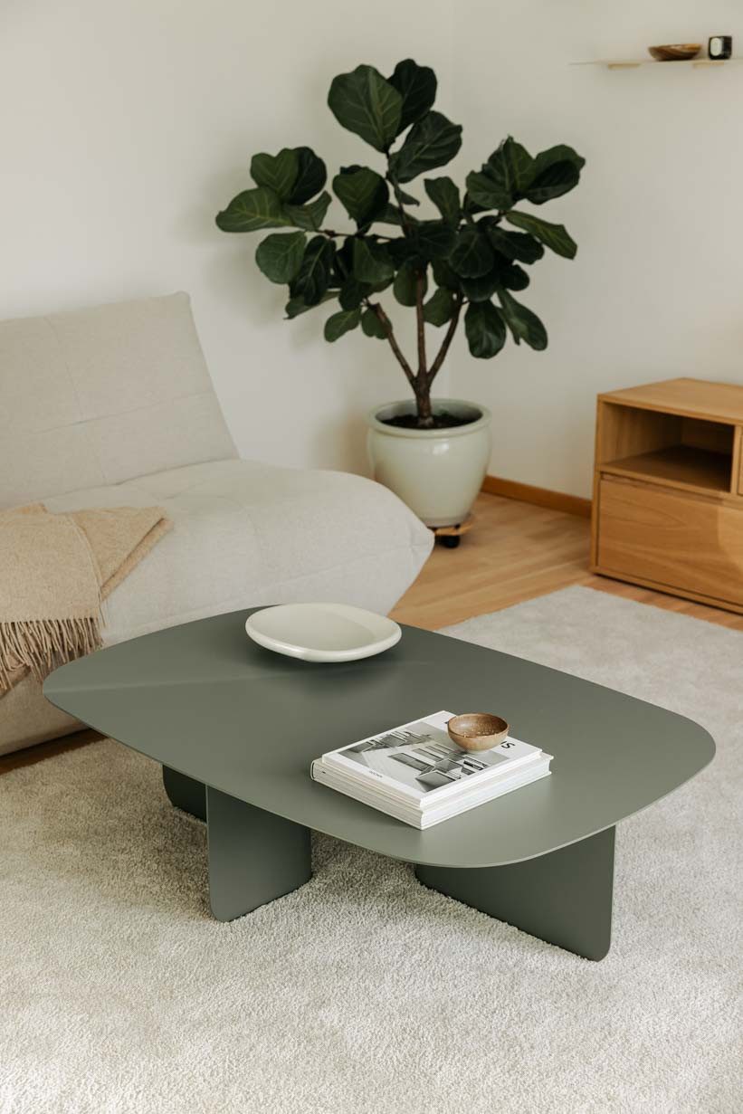 Metallbude Couchtisch LIVIA, Design Couchtisch ohne Montage, belastbar bis 75kg, kratzfest