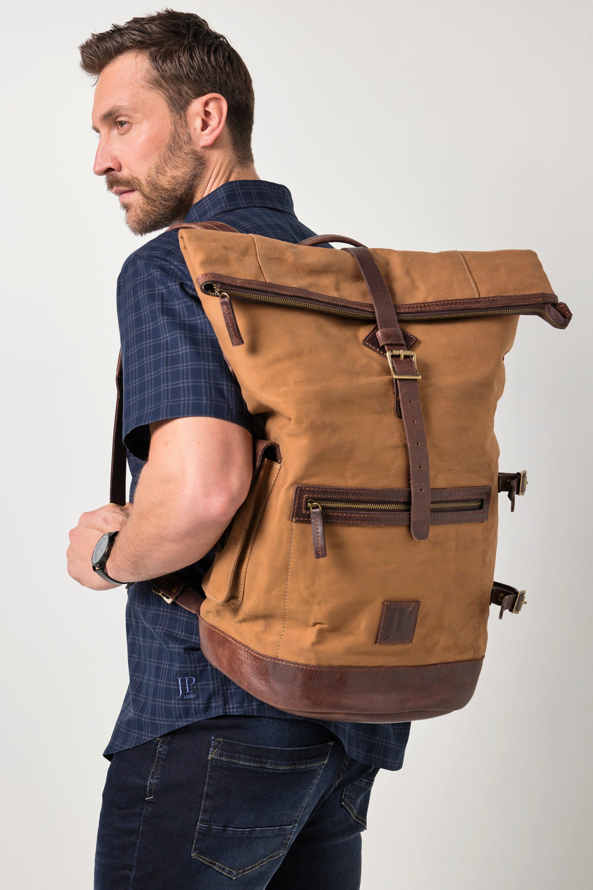 JP1880 Fleecehandschuhe Rucksack aus gewachstem Canvas und und Sattelleder