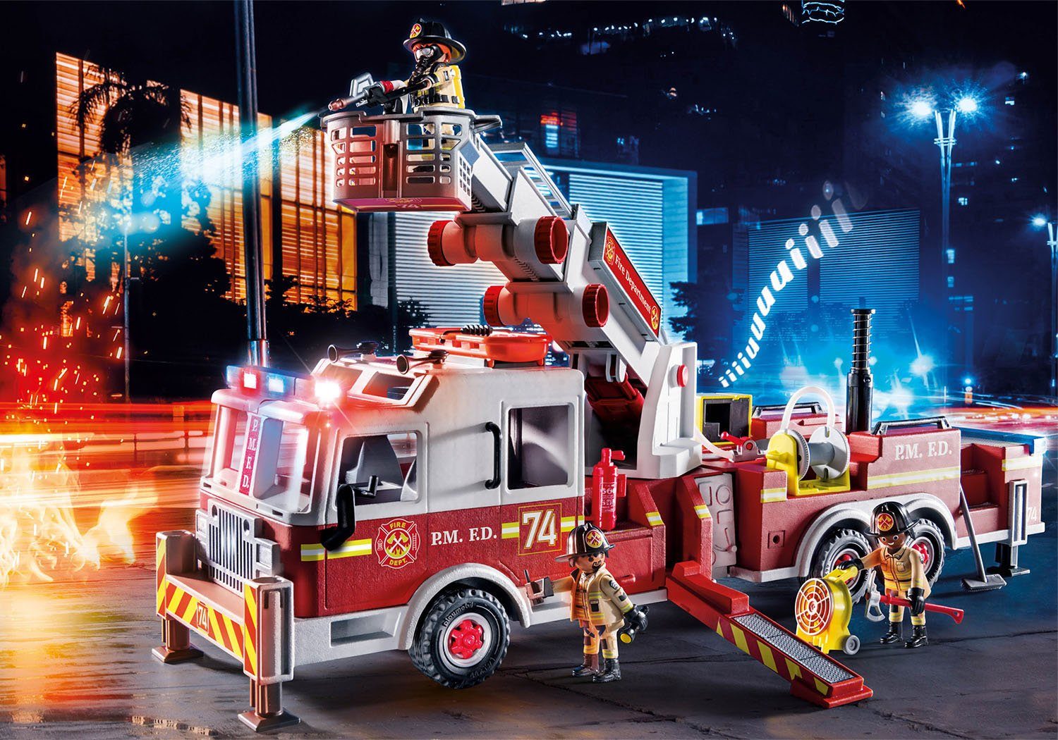 Feuerwehr-Fahrzeug: Playmobil® Soundeffekten, (70935), (113 Ladder Germany und St), Licht- City Konstruktions-Spielset US in Action, mit Made Tower
