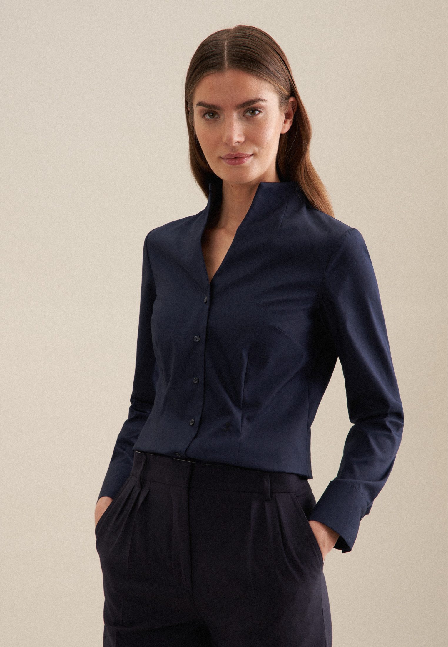 Klassische Bluse