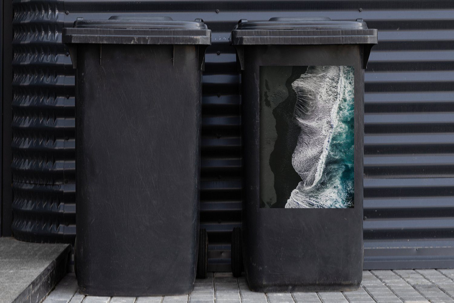 MuchoWow Container, Mülltonne, (1 St), Meer Lanzarote Schwarz Mülleimer-aufkleber, - Abfalbehälter - Wandsticker Sticker,
