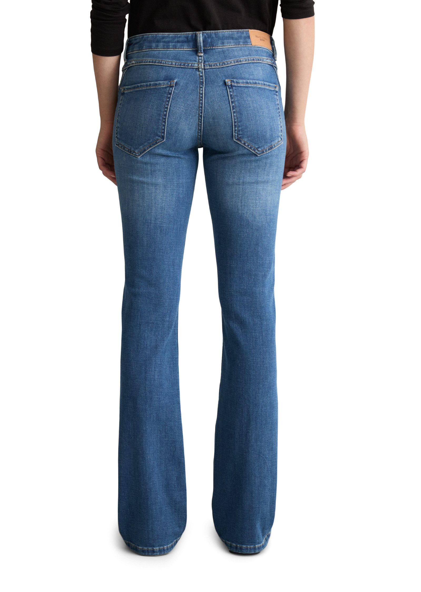 Marc O'Polo DENIM Bootcut-Jeans aus Bio-Baumwoll-Stretch