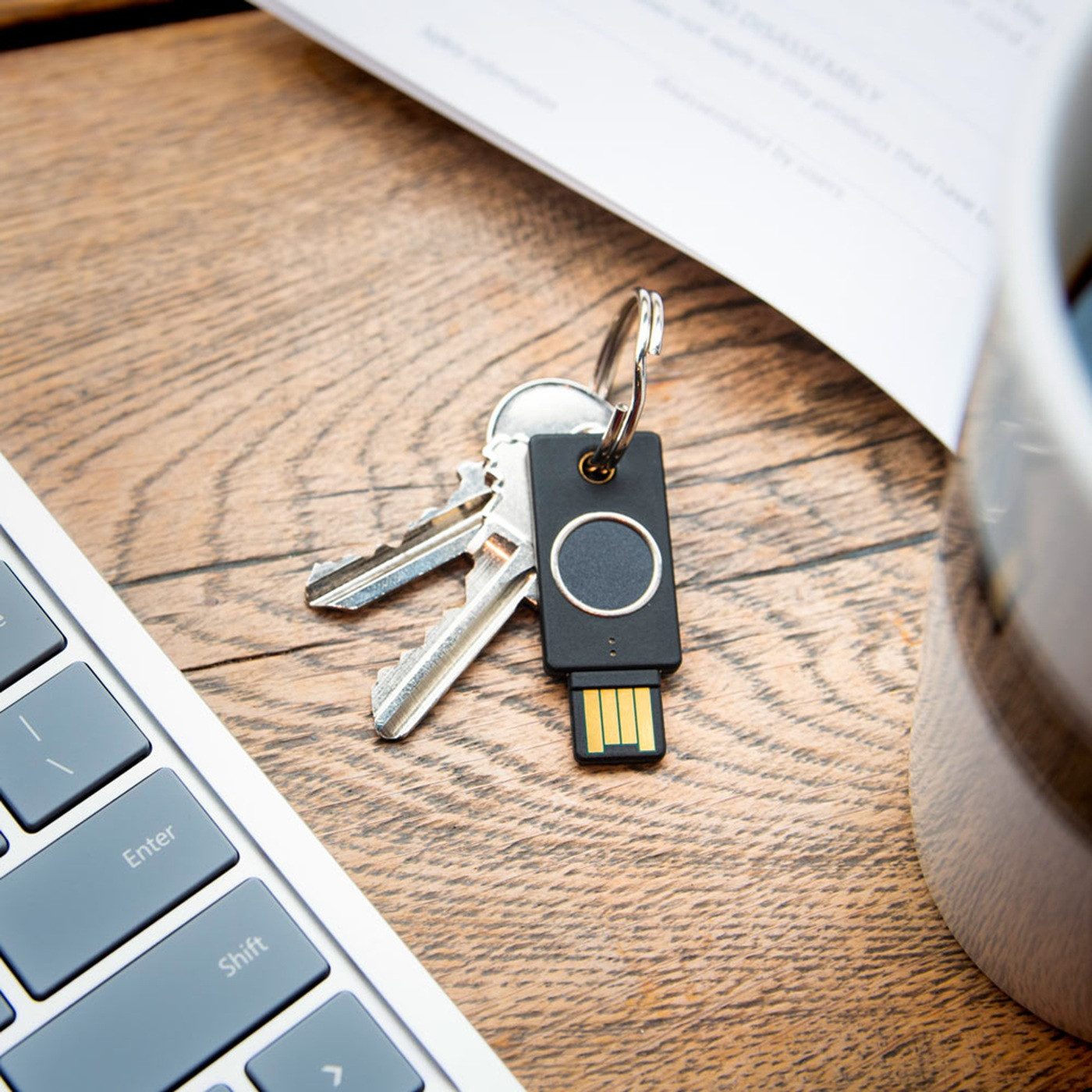Yubico Laptopschloss Yubico YubiKey Bio FIDO Edition – Biometrischer Sicherheitsschlüssel, Biometrischer Schutz, FIDO2, WebAuthn, U2F